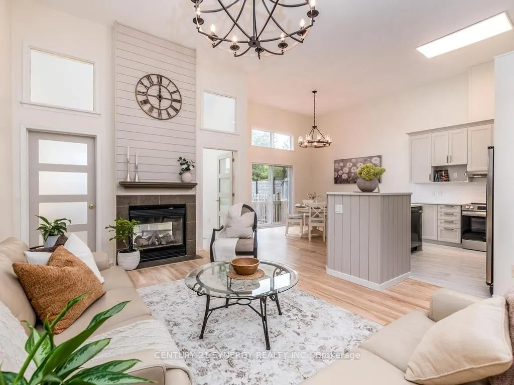 128 Macassa Circle