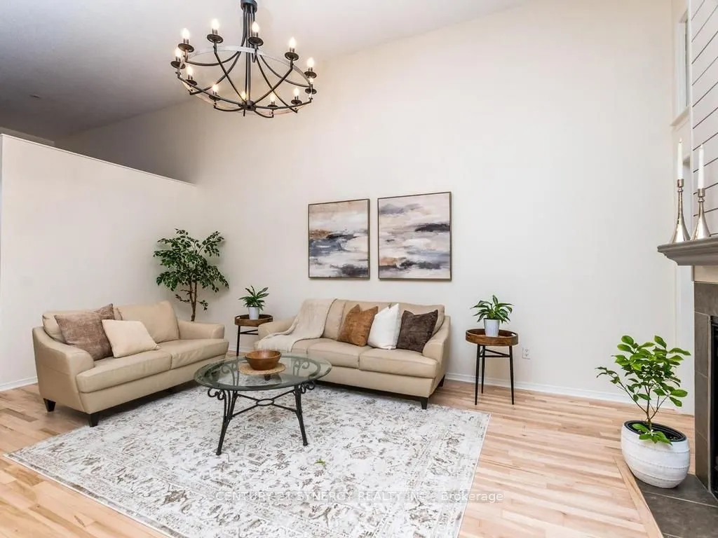 128 Macassa Circle