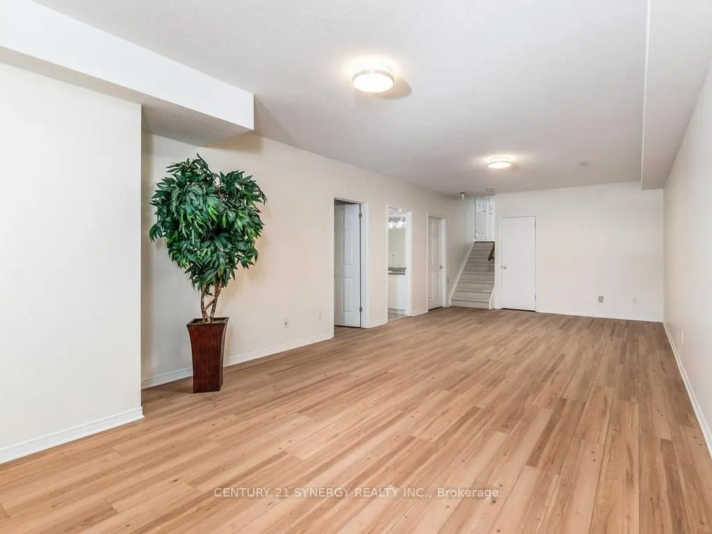 128 Macassa Circle