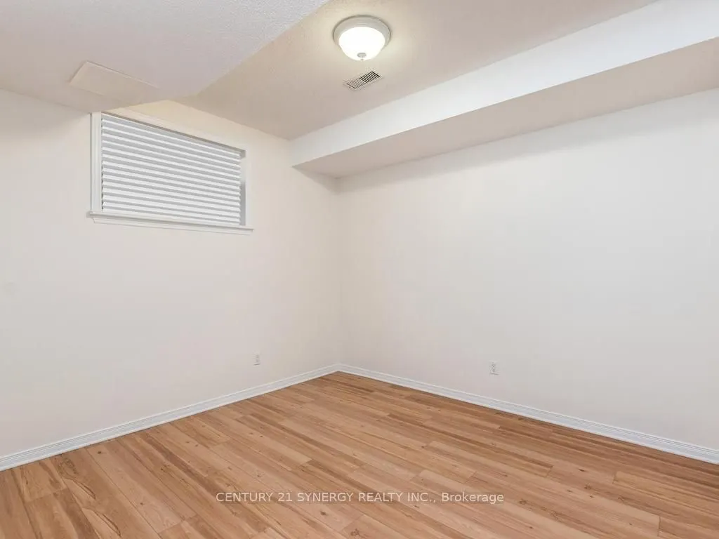 128 Macassa Circle