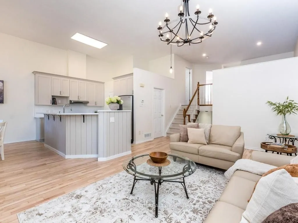 128 Macassa Circle