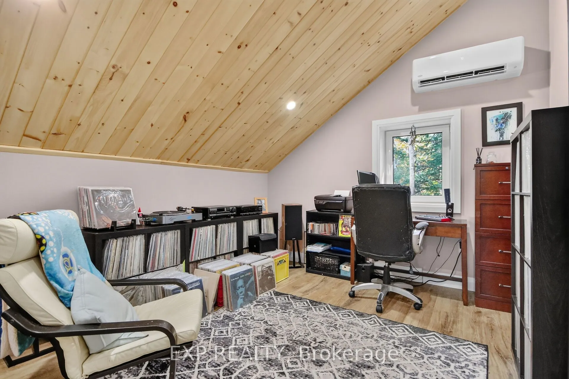 4197 Matawatchan Road