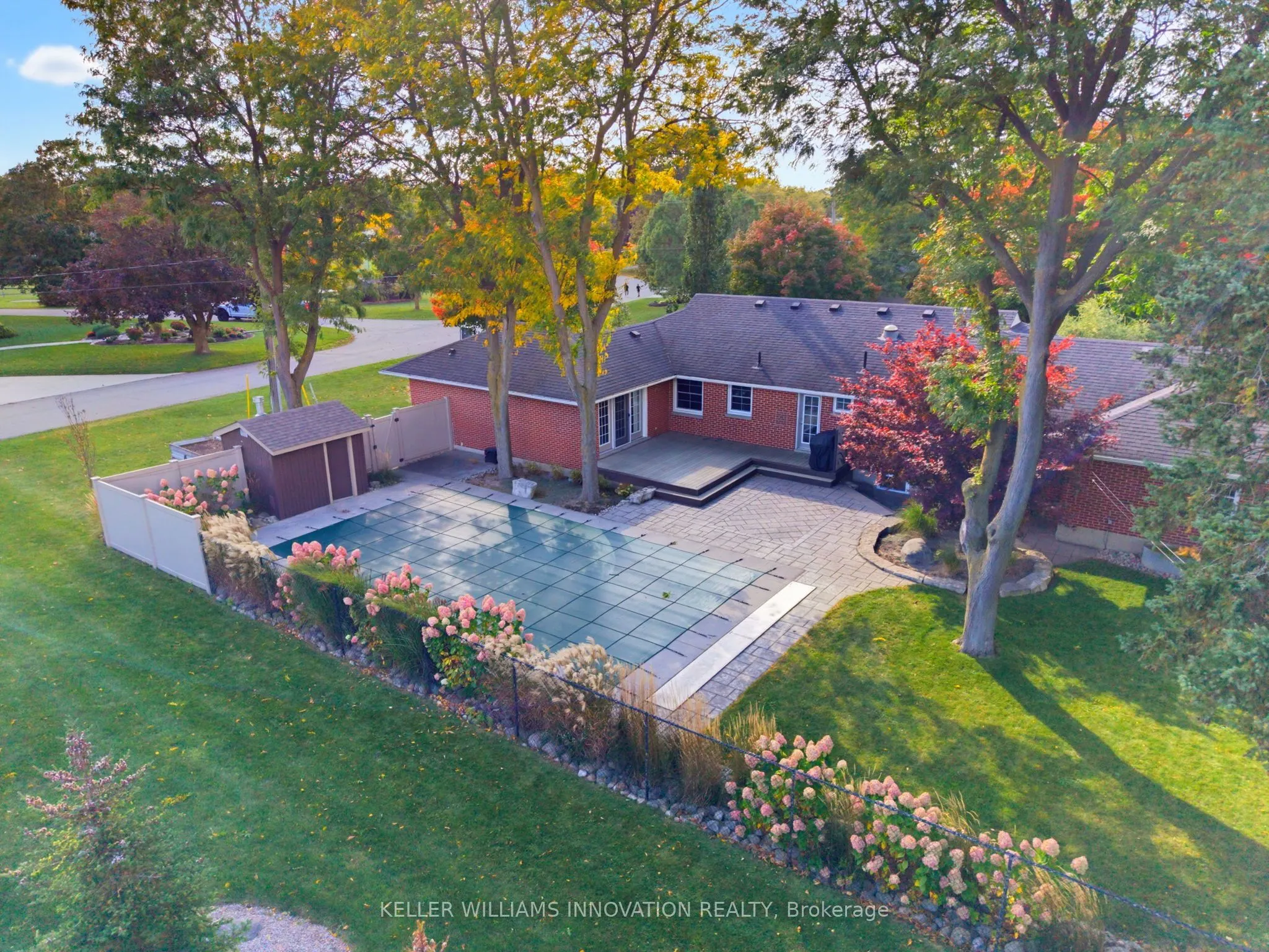 33 Jackson Crescent