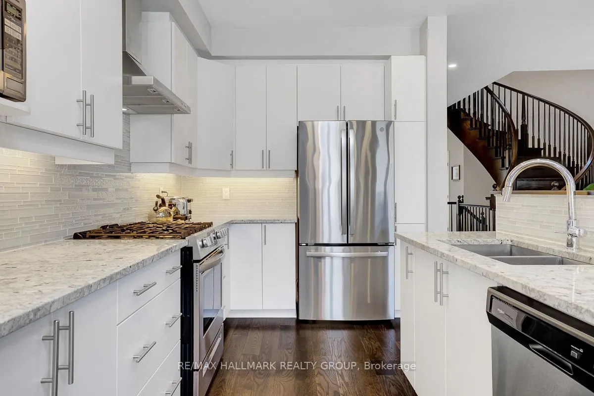 317 Lysander Place