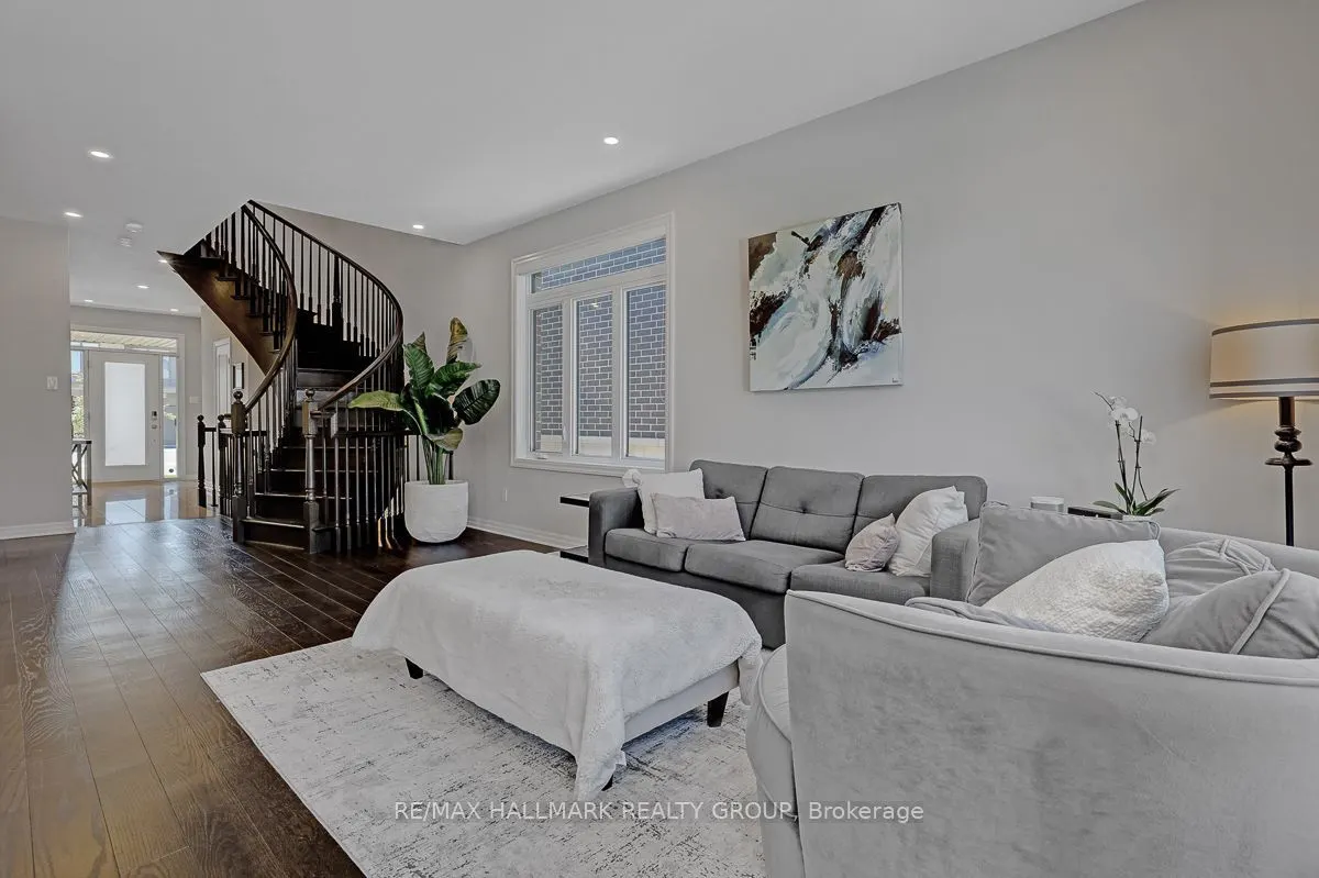 317 Lysander Place