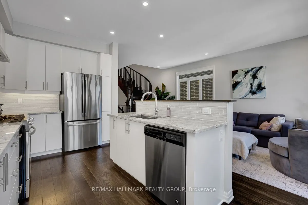 317 Lysander Place