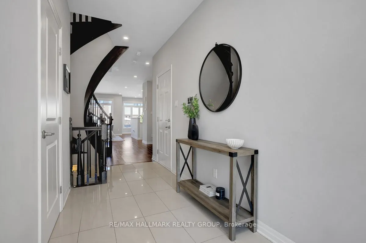 317 Lysander Place