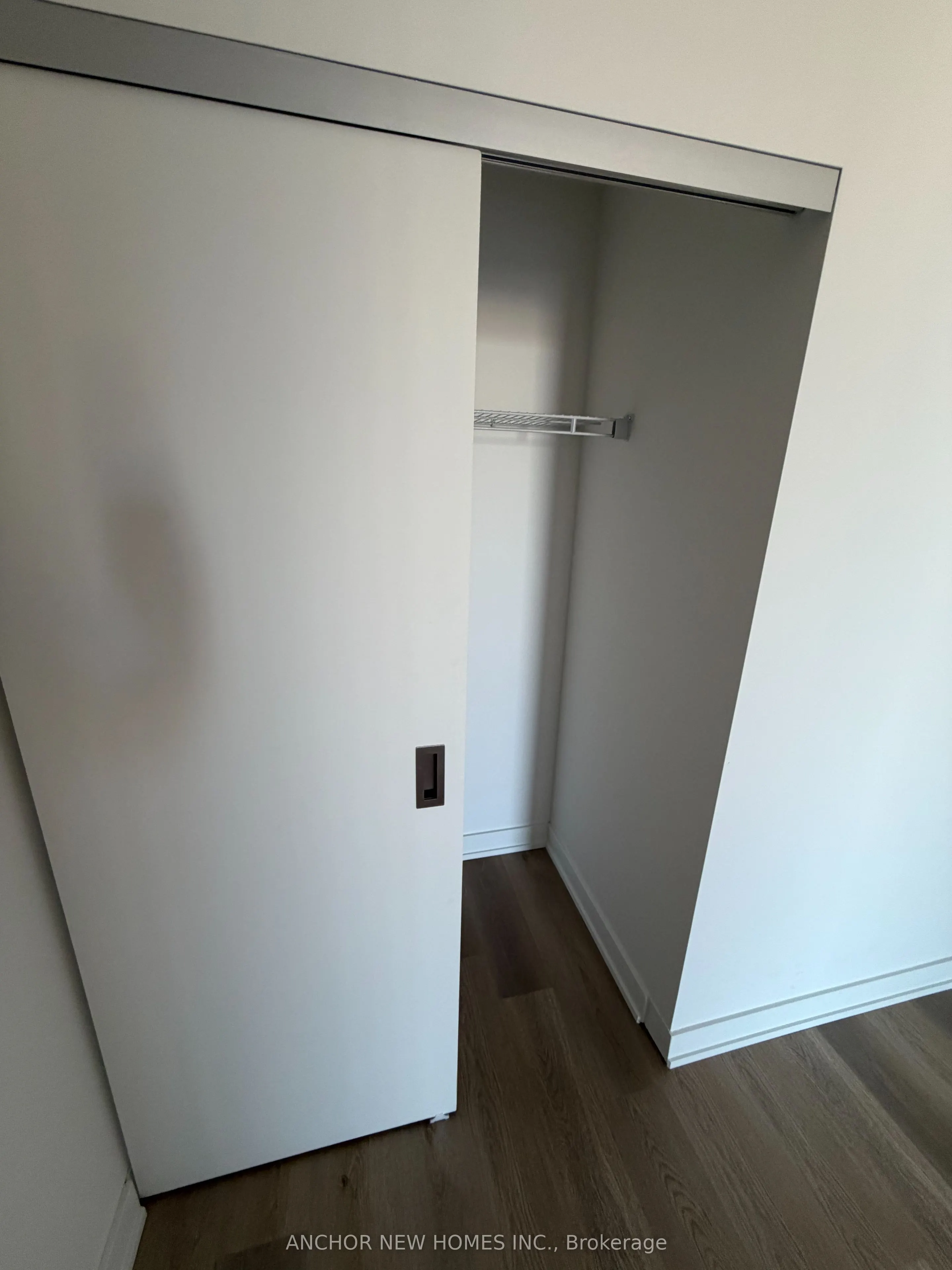 Unit# 1207-91 John St Street #1207