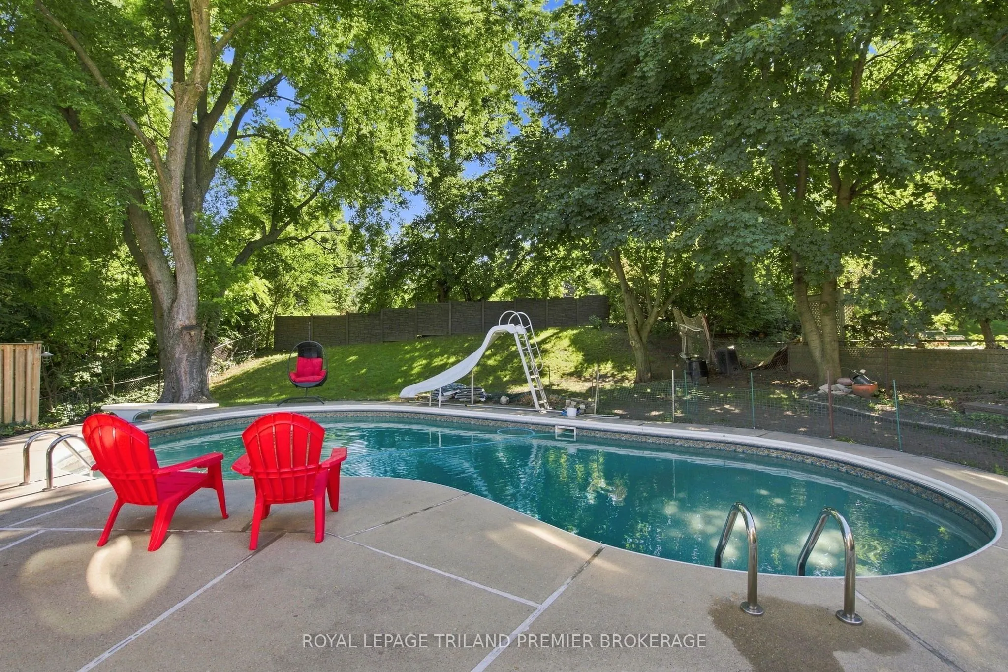 31 Foxcroft Crescent