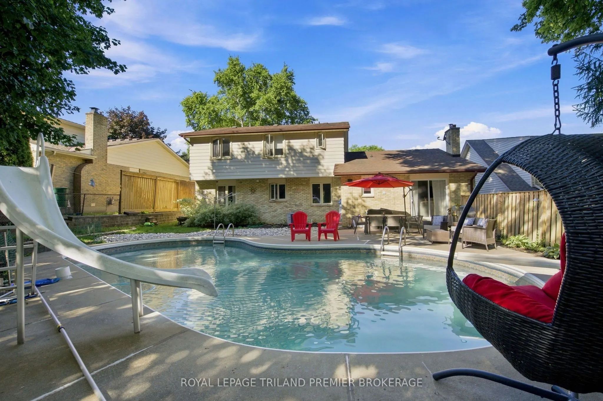 31 Foxcroft Crescent