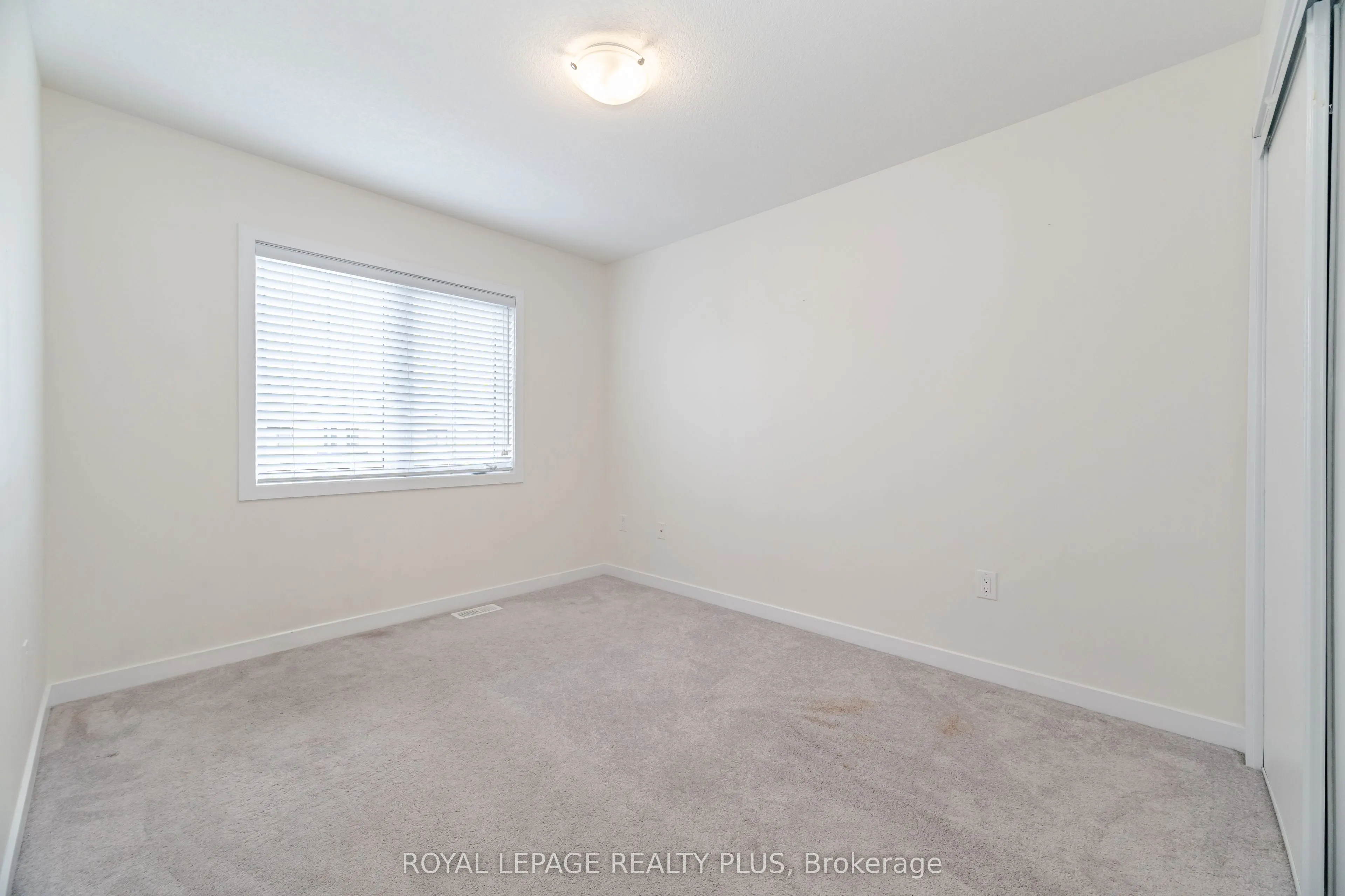 12 Pagebrook Crescent