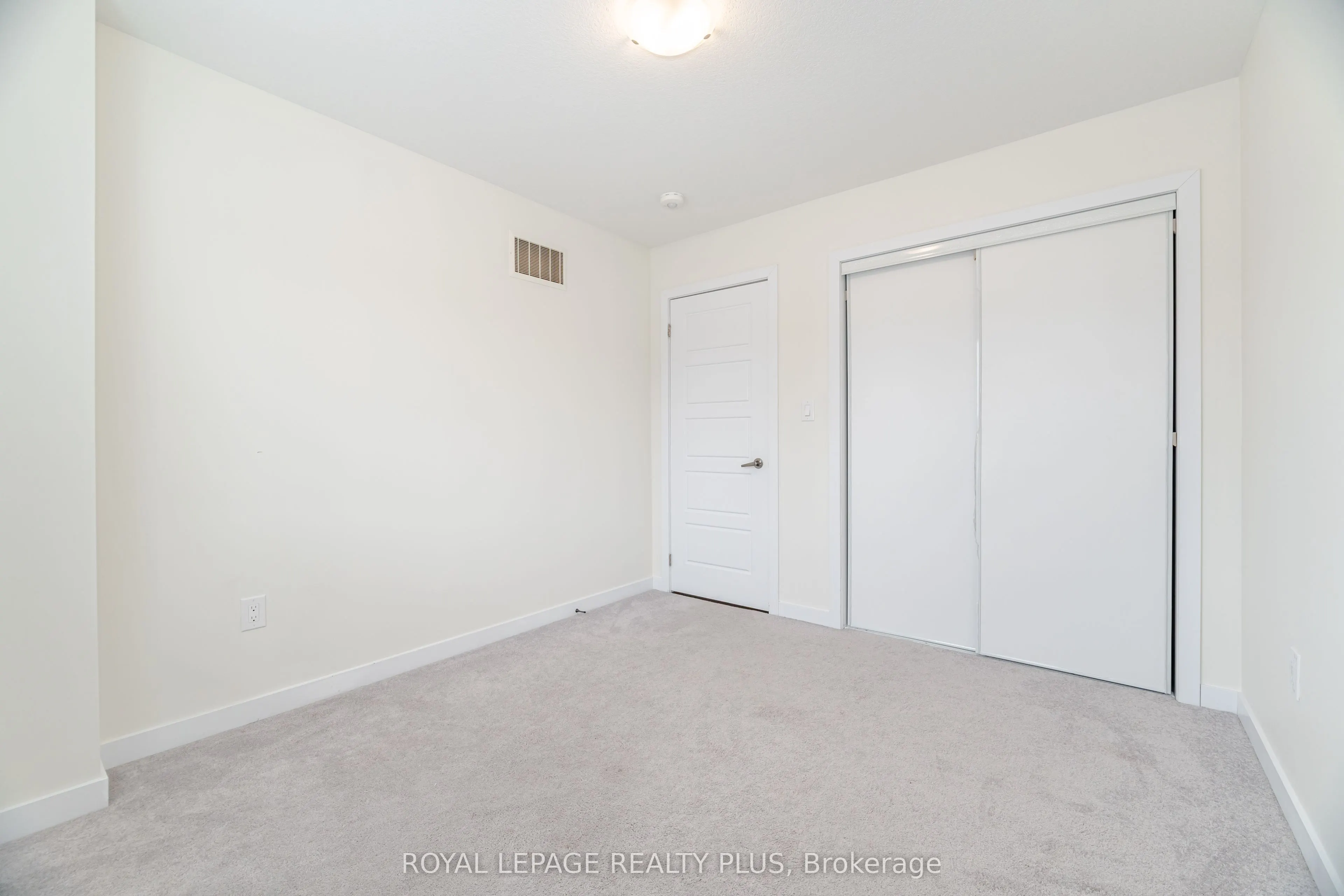 12 Pagebrook Crescent