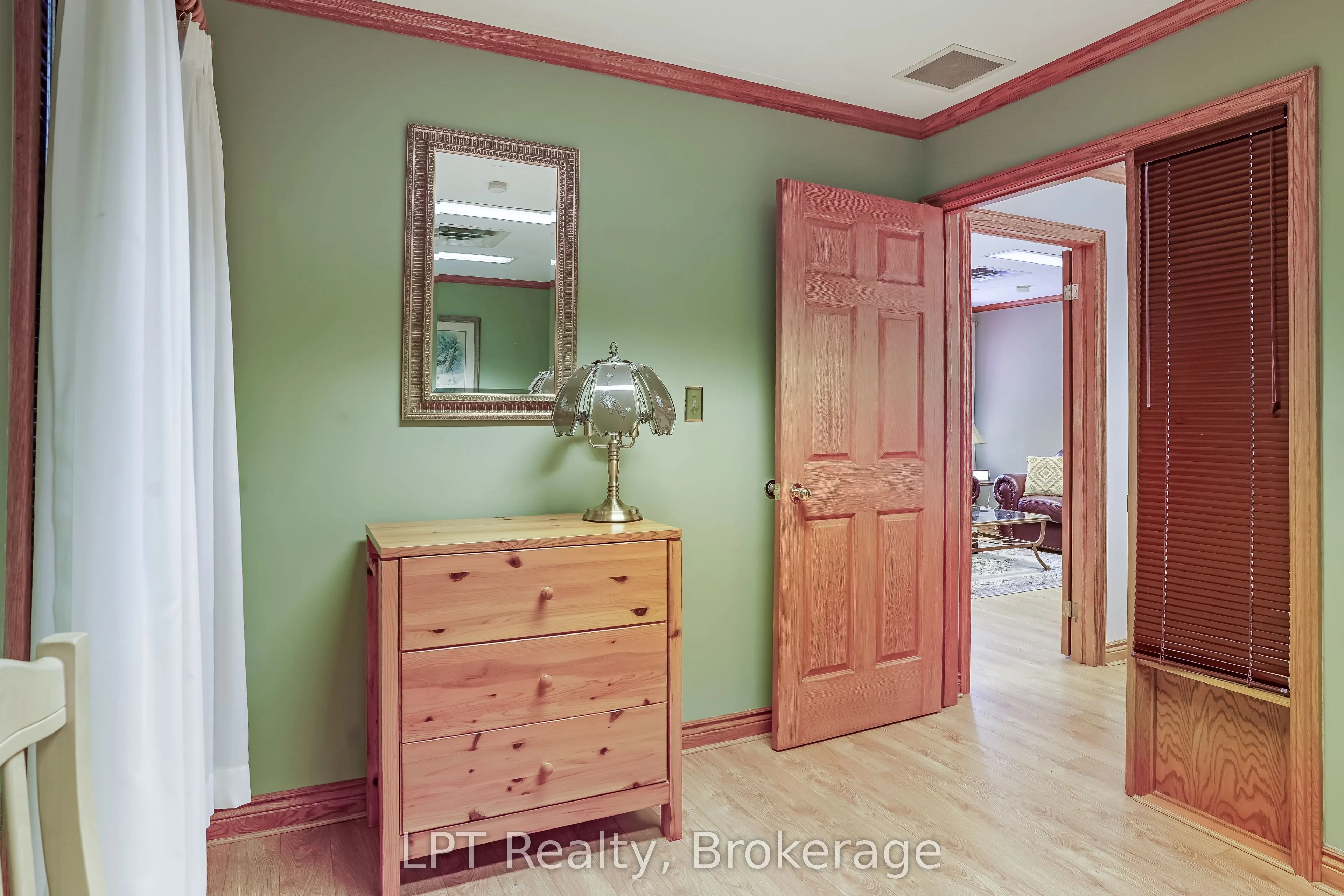 401297 Grey Road 17
