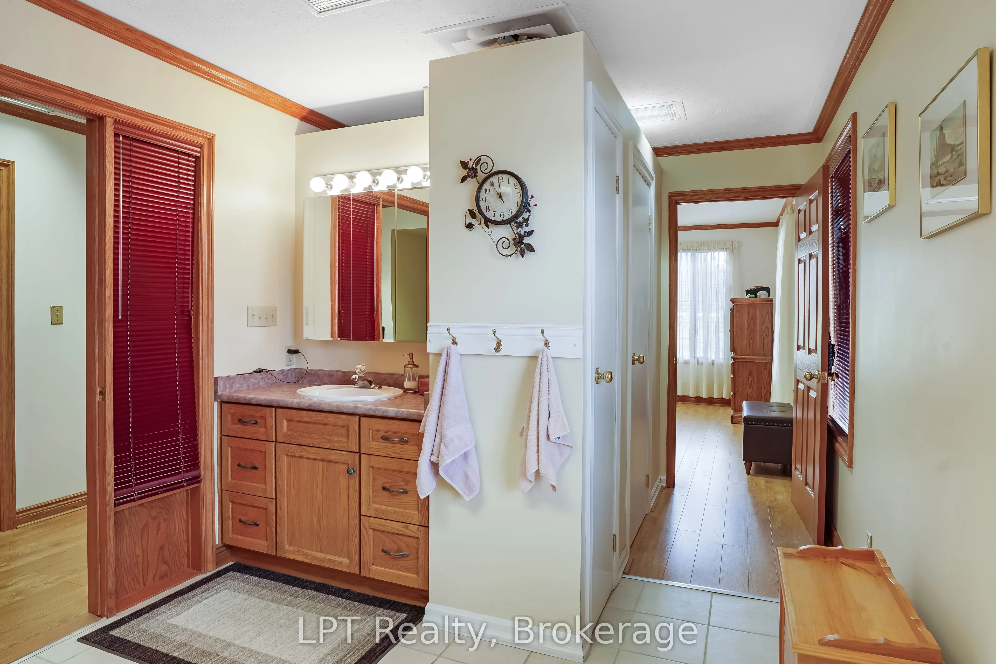 401297 Grey Road 17