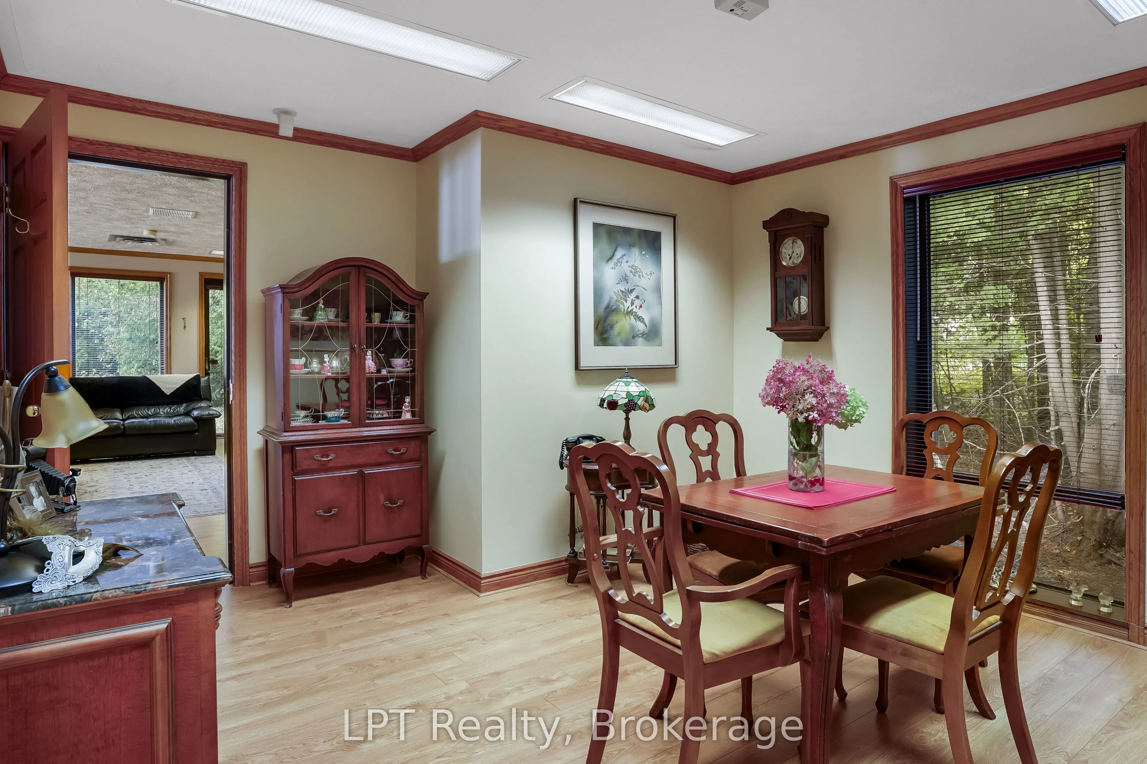 401297 Grey Road 17