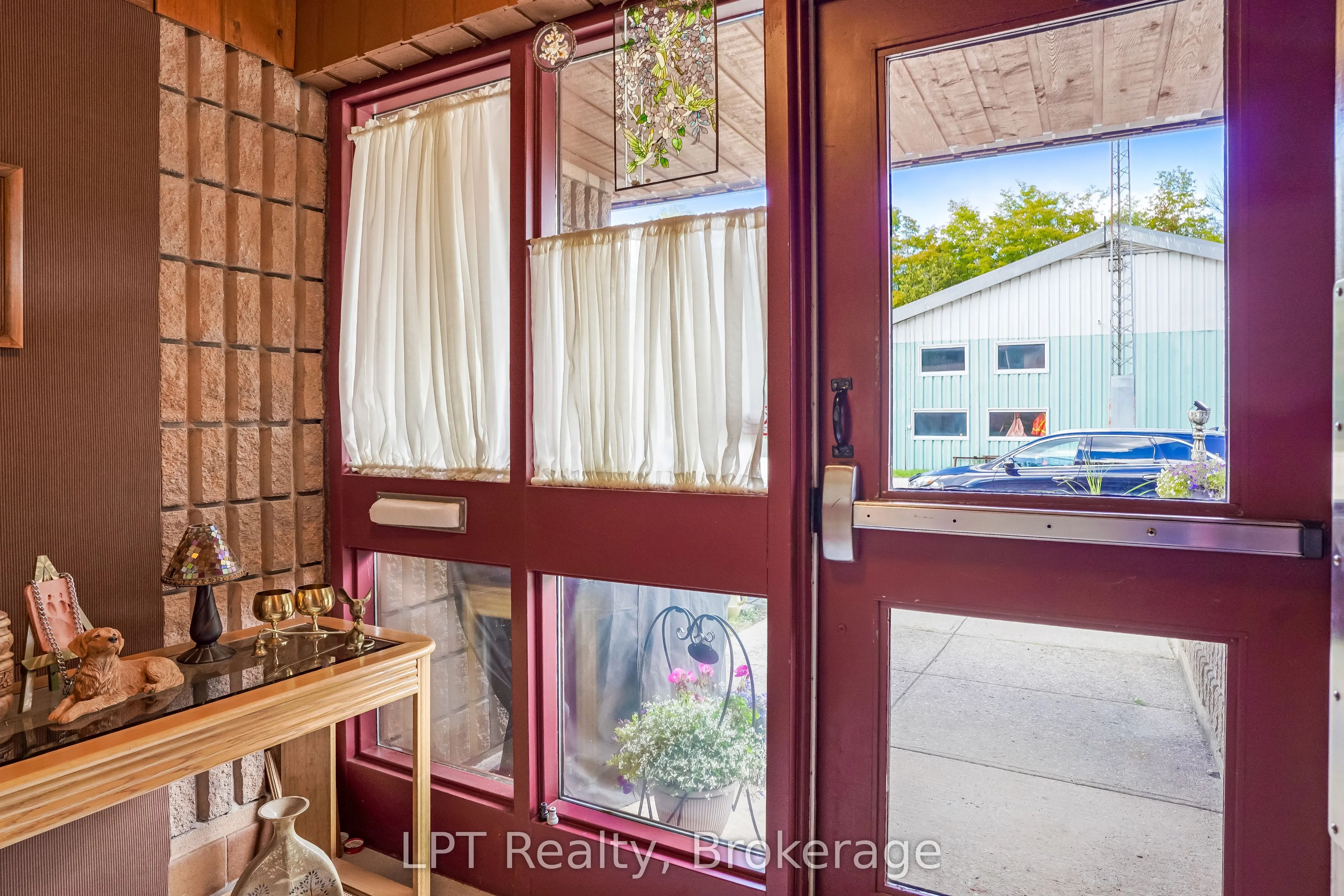 401297 Grey Road 17