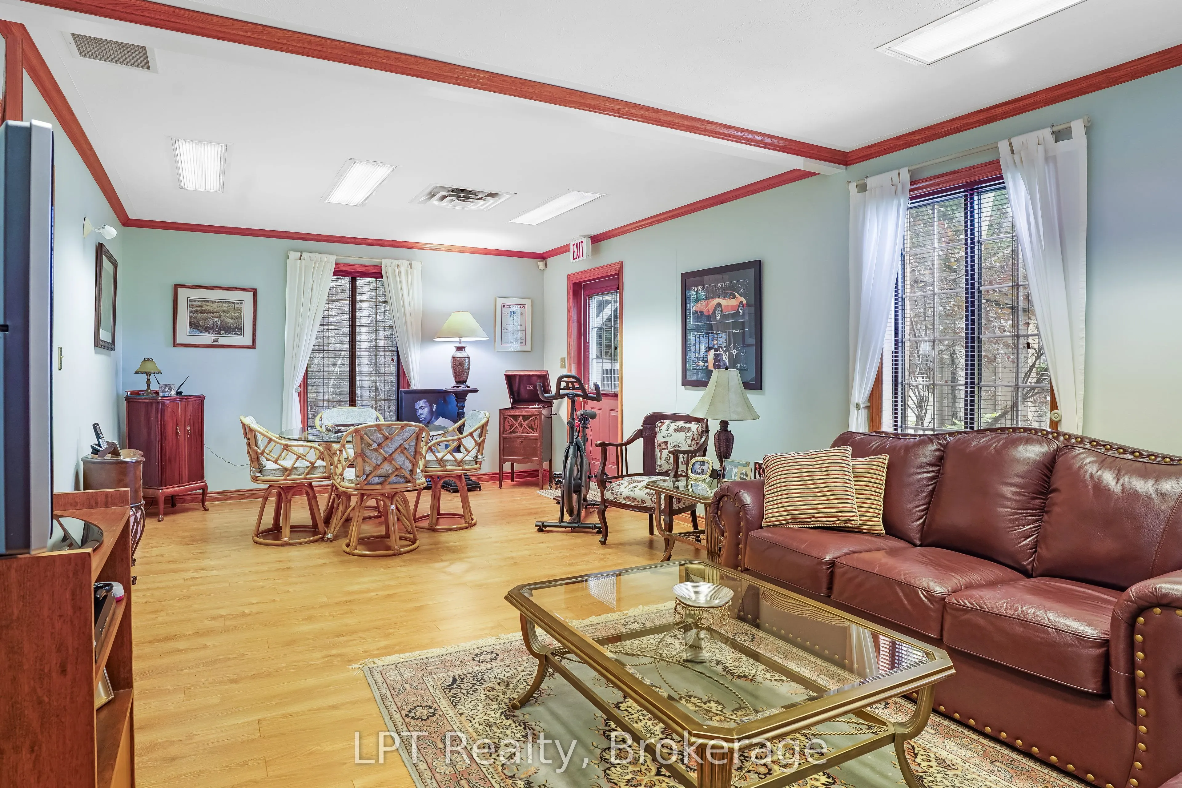 401297 Grey Road 17