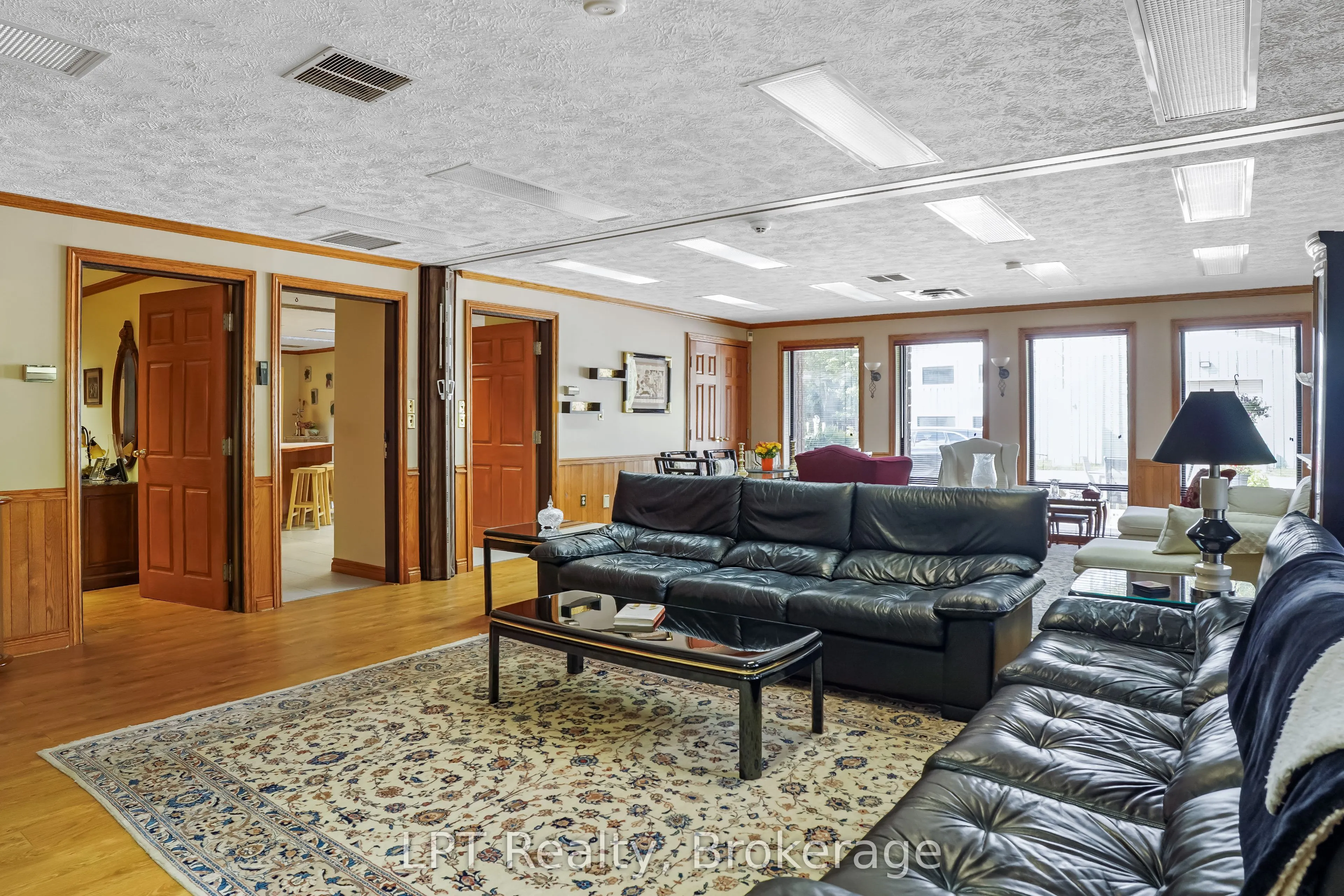 401297 Grey Road 17