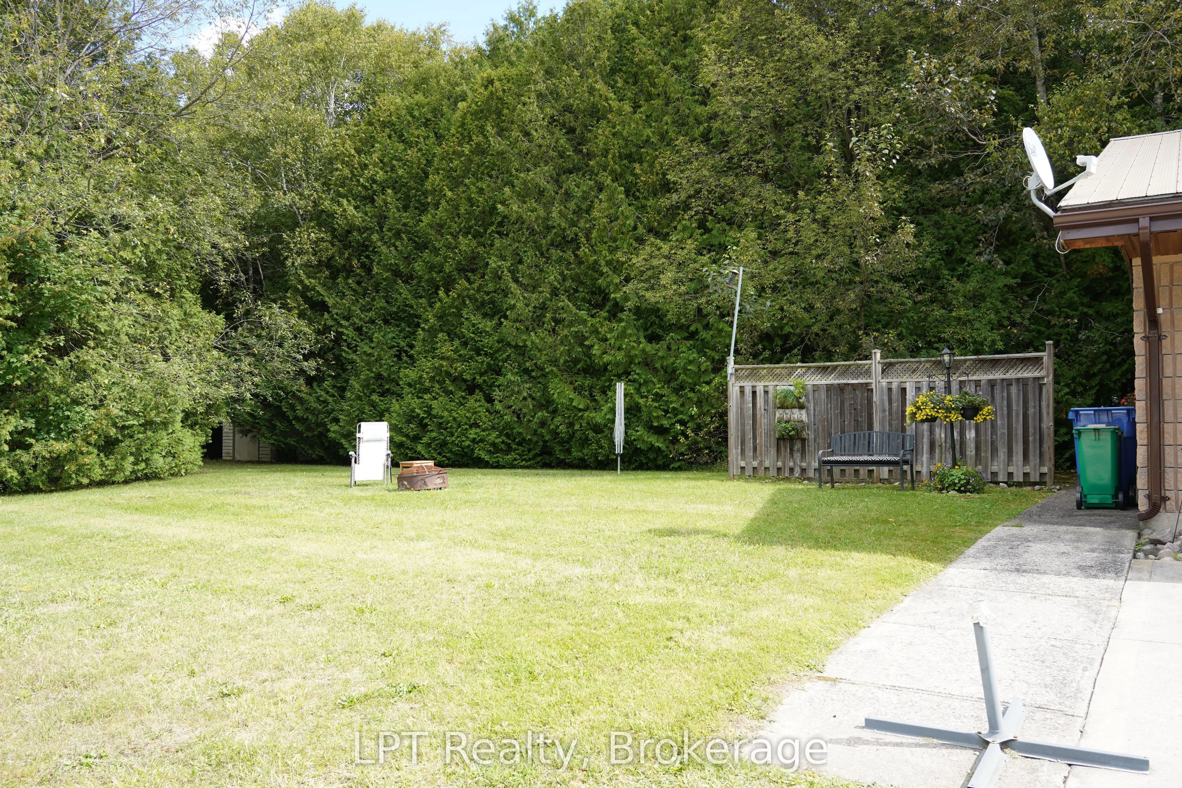 401297 Grey Road 17