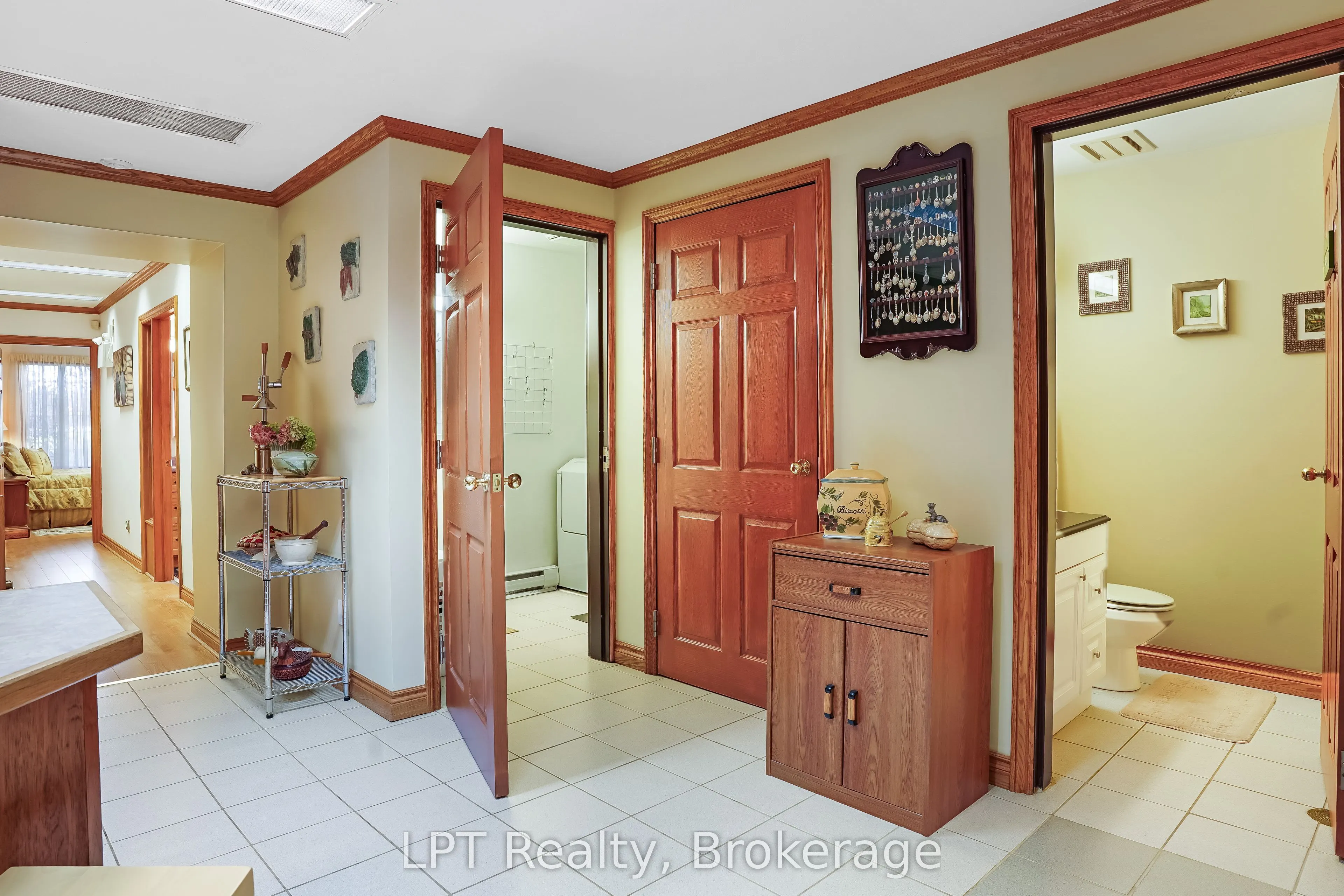 401297 Grey Road 17