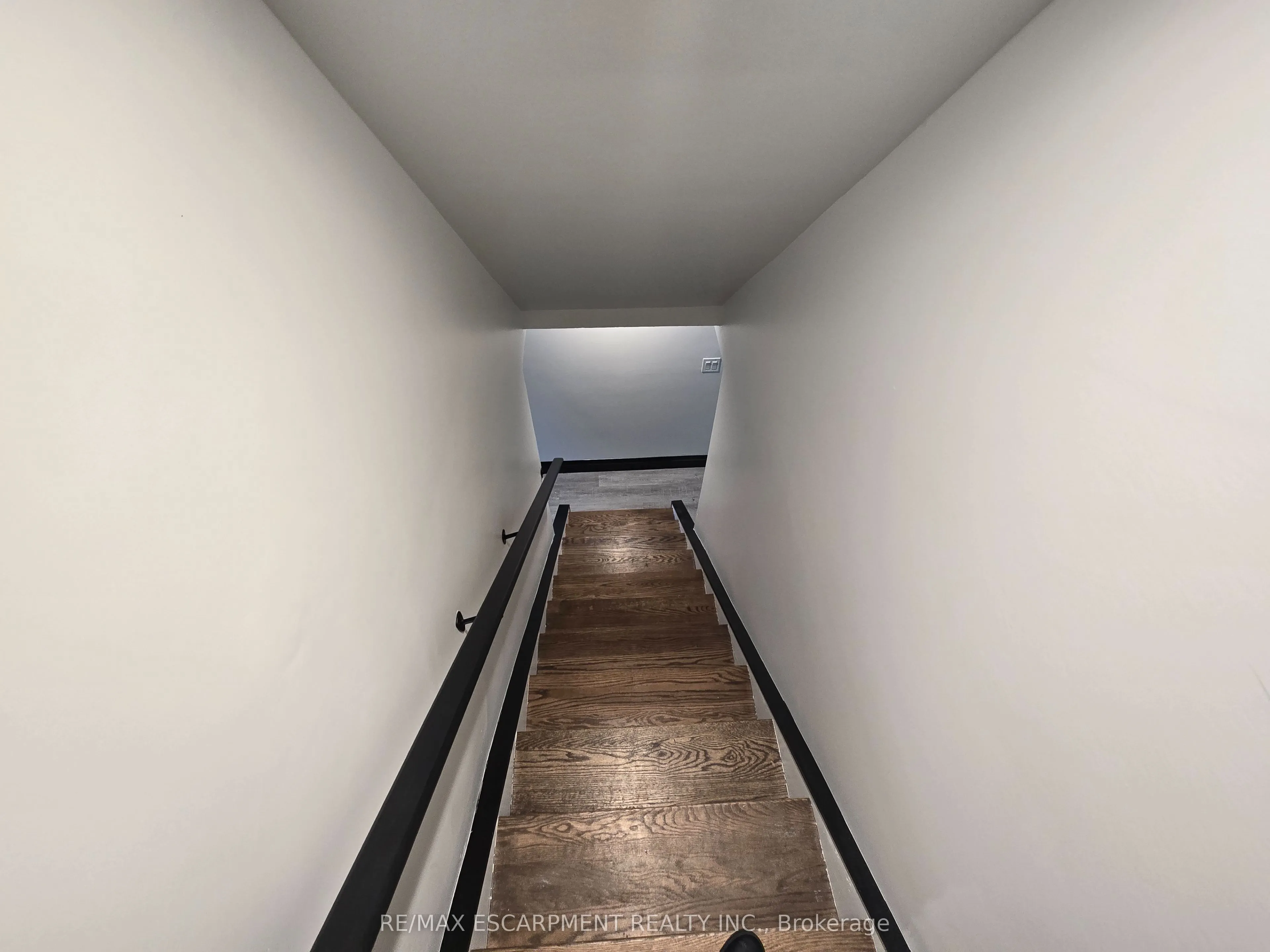 531 Queenston Road #2