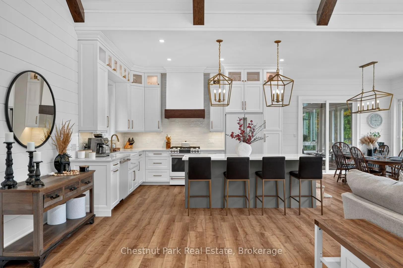 1204 Charlie Thompson Road