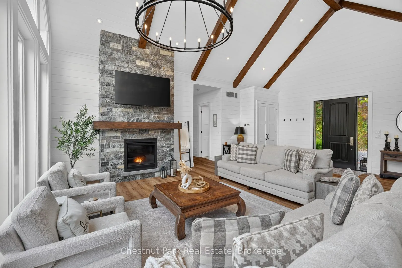 1204 Charlie Thompson Road