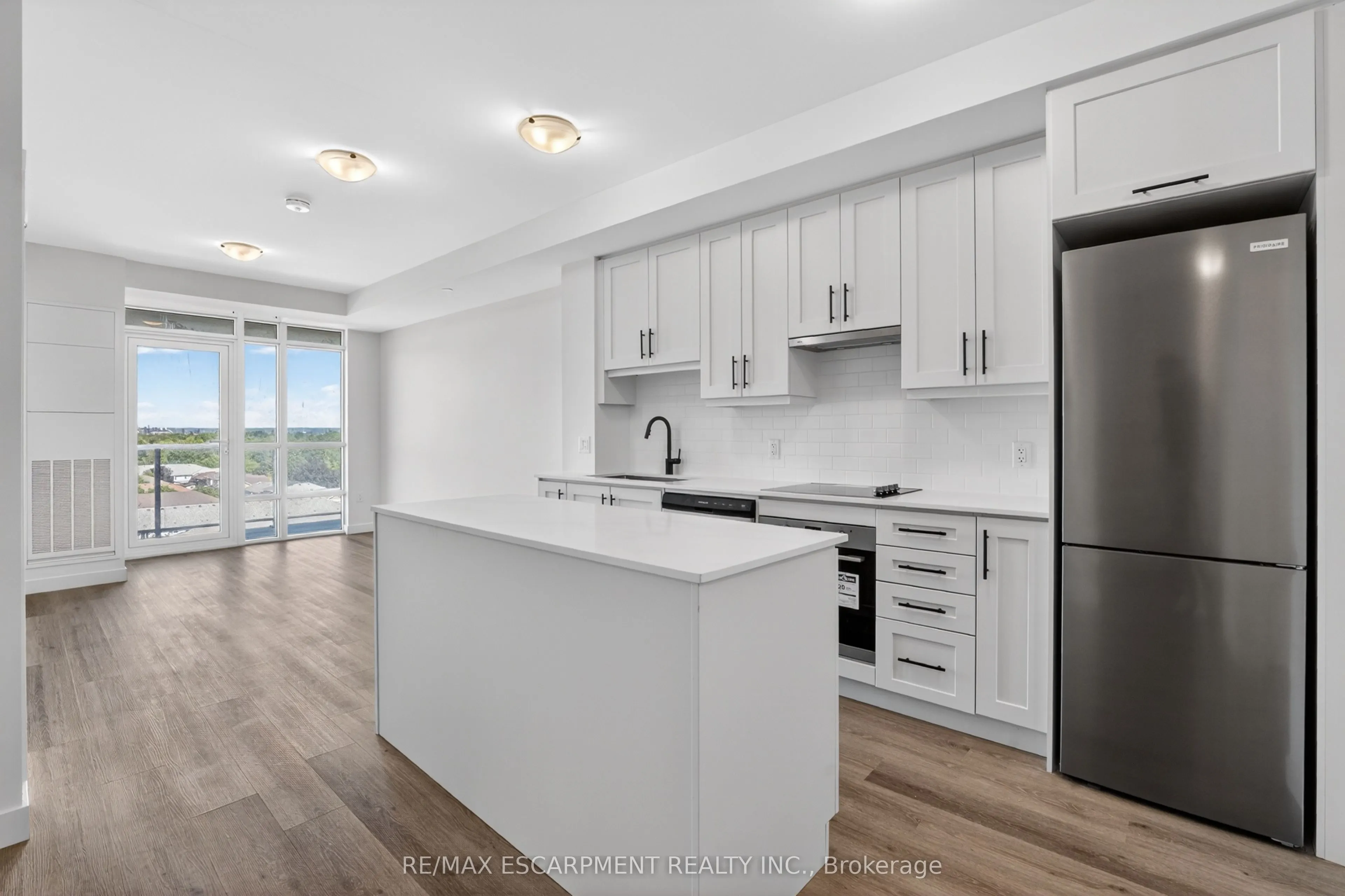 461 Green Road #703
