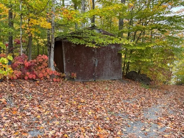 231 West Diamond Lake Road