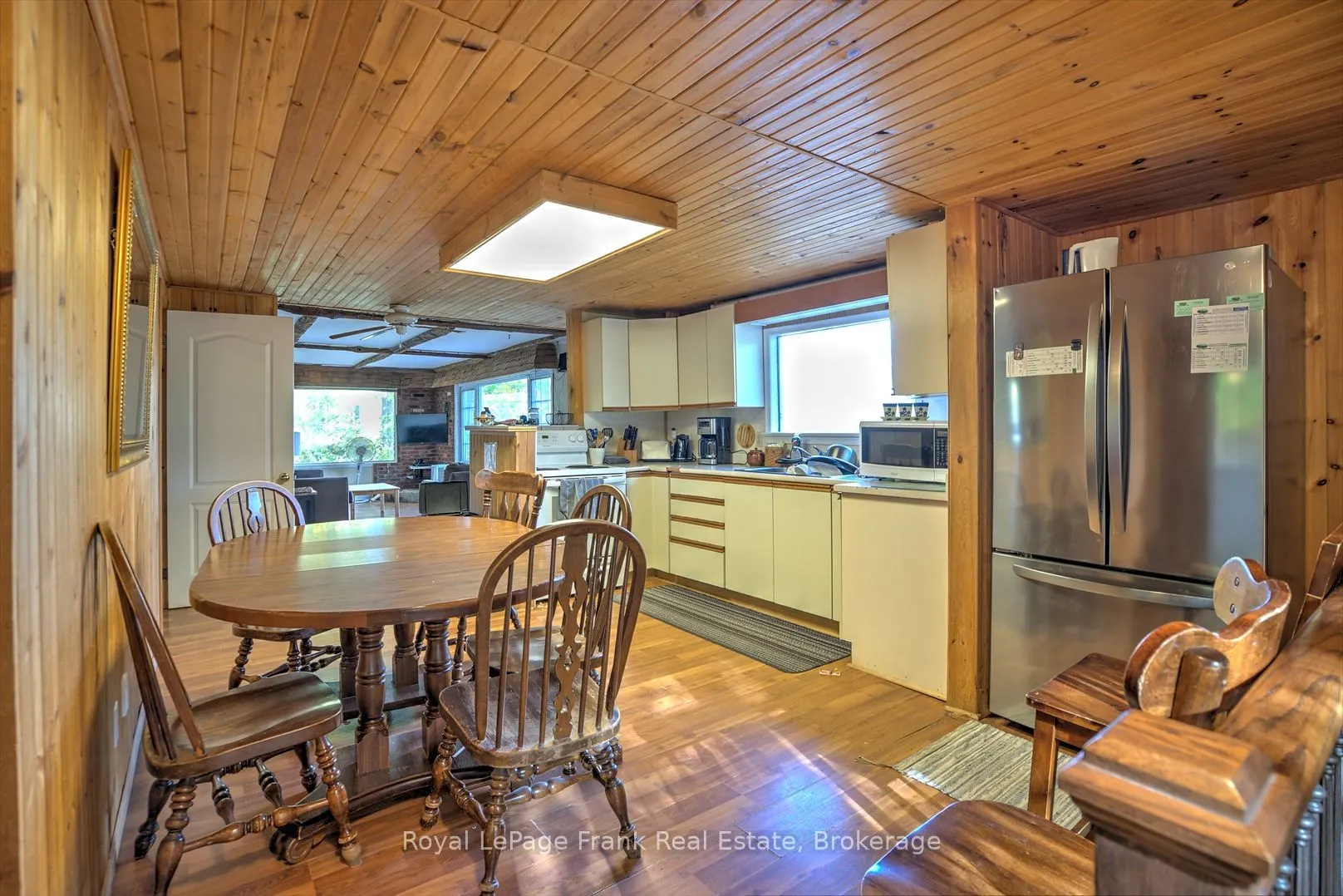231 West Diamond Lake Road