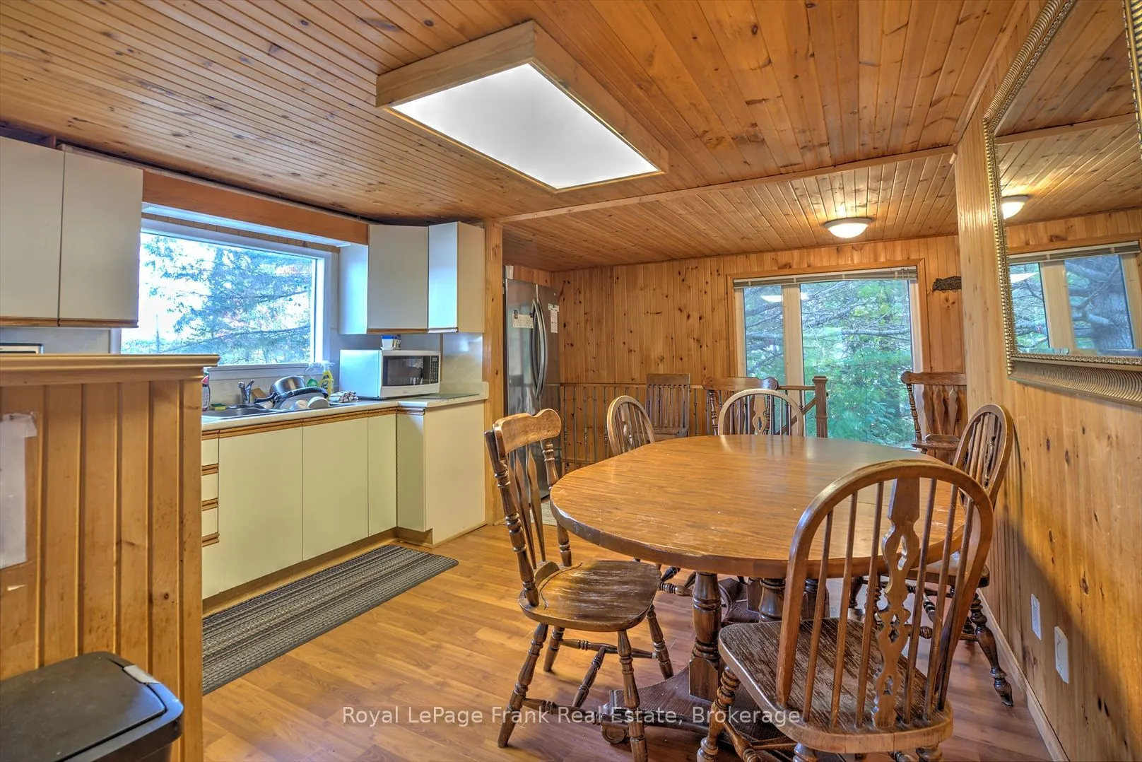 231 West Diamond Lake Road