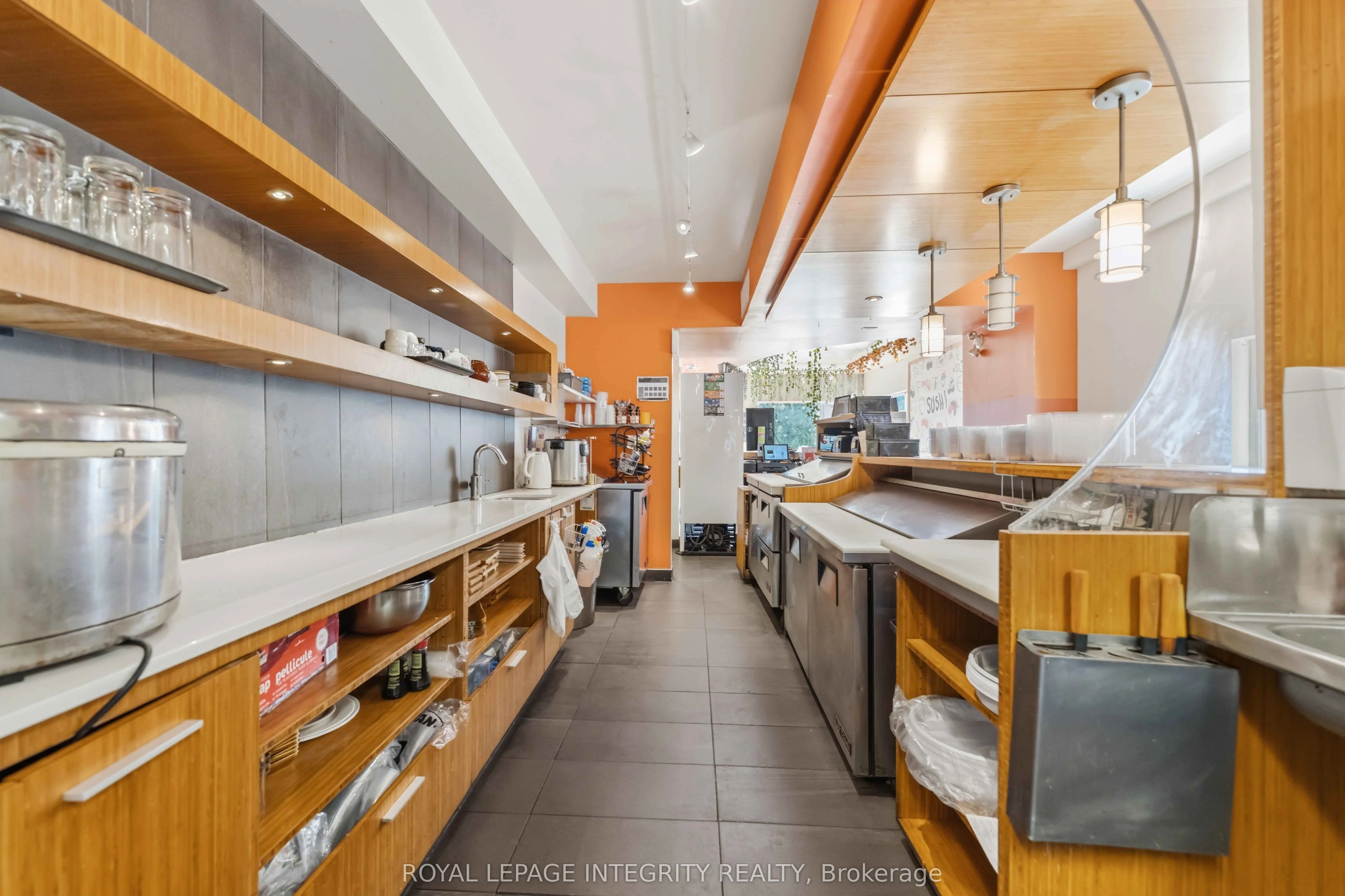 266 Preston Street N