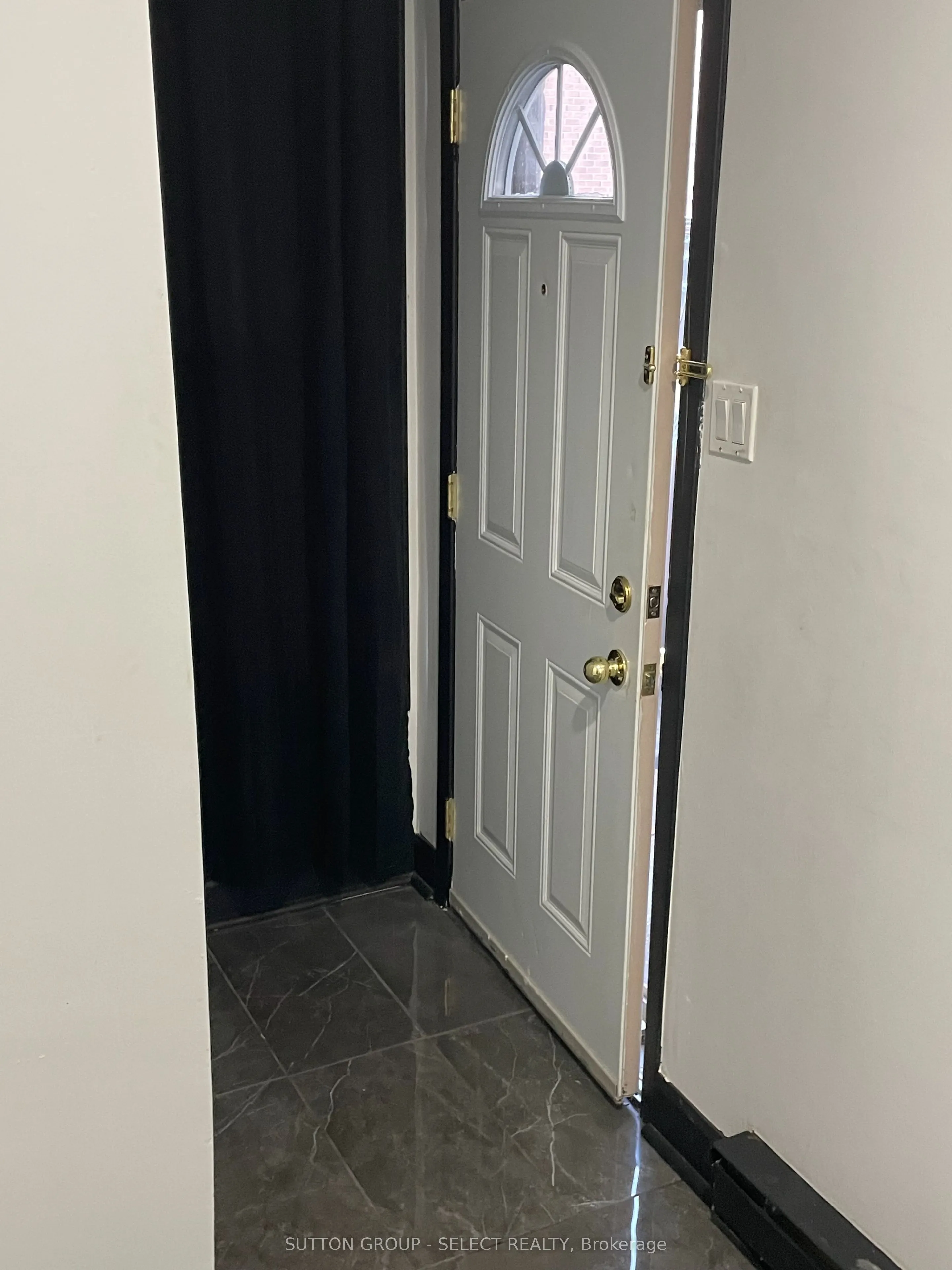 1855 Aldersbrook Road #22