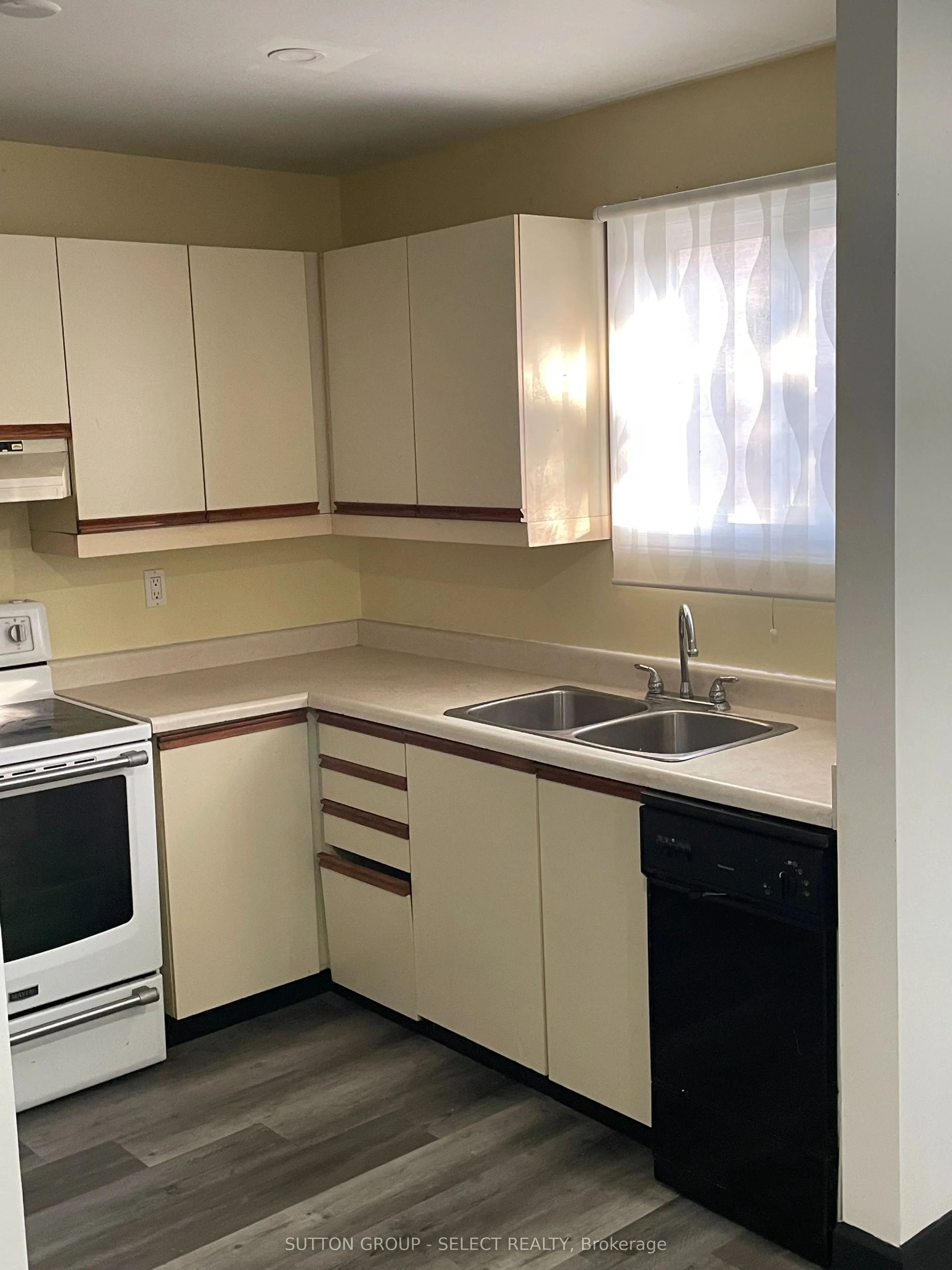 1855 Aldersbrook Road #22