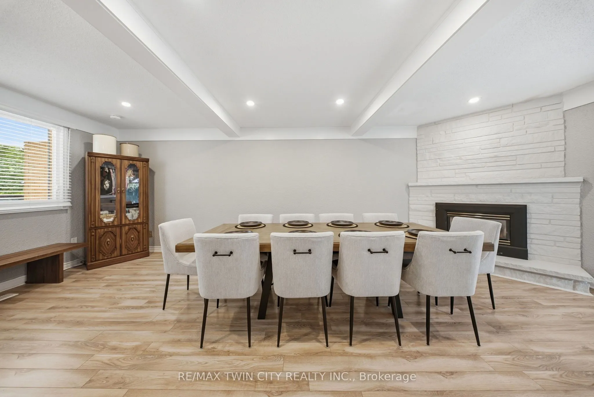 25 Cedarland Drive