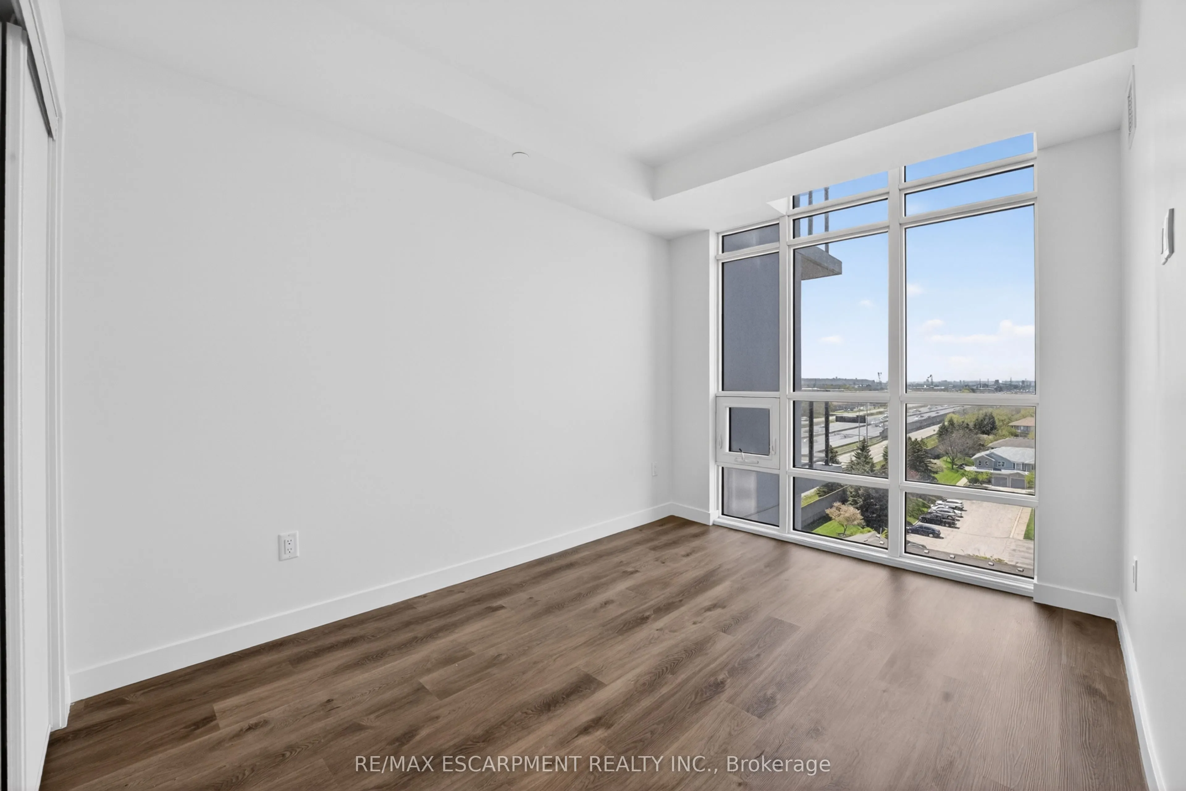 461 Green Road #822