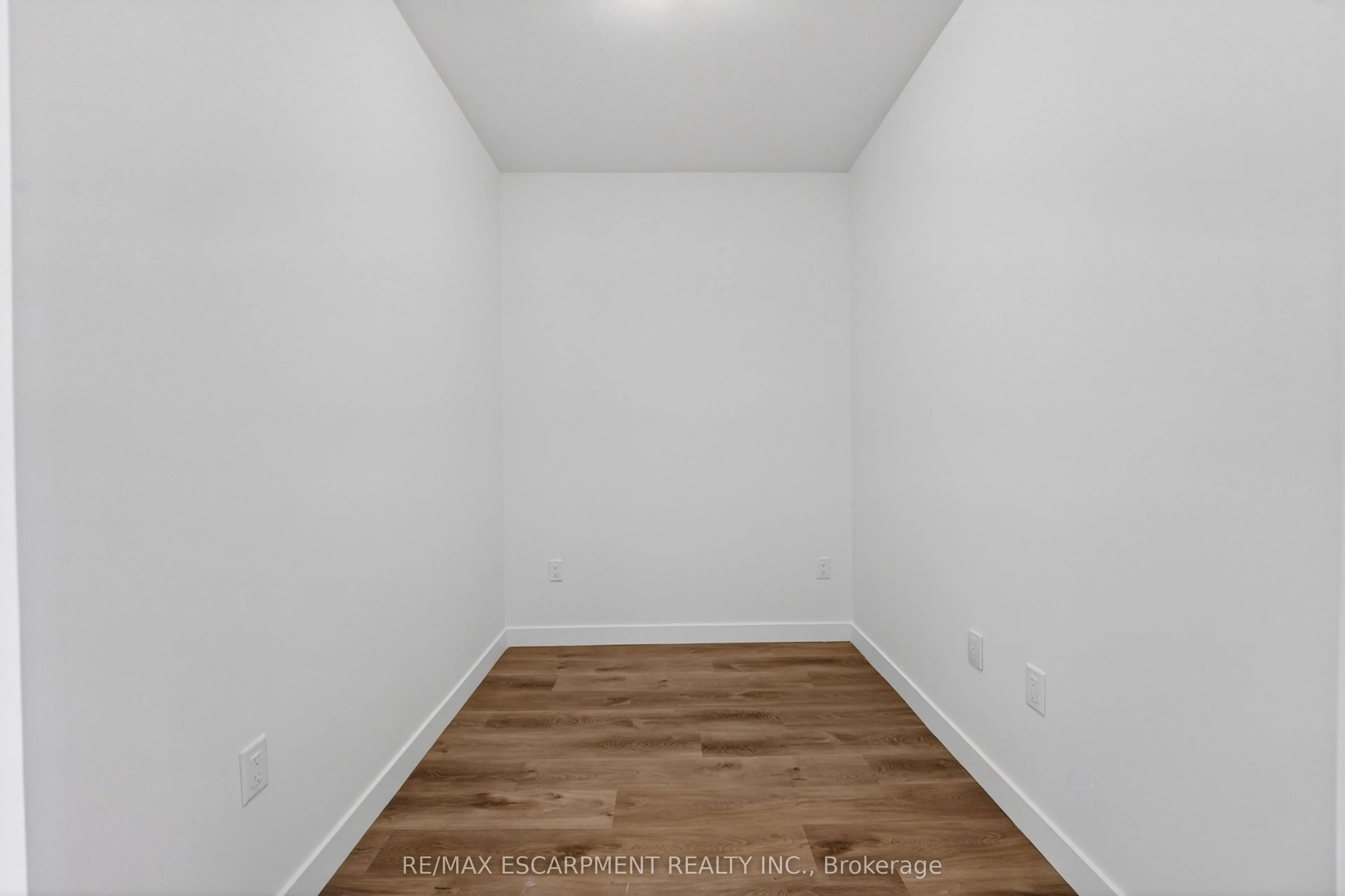 461 Green Road #822
