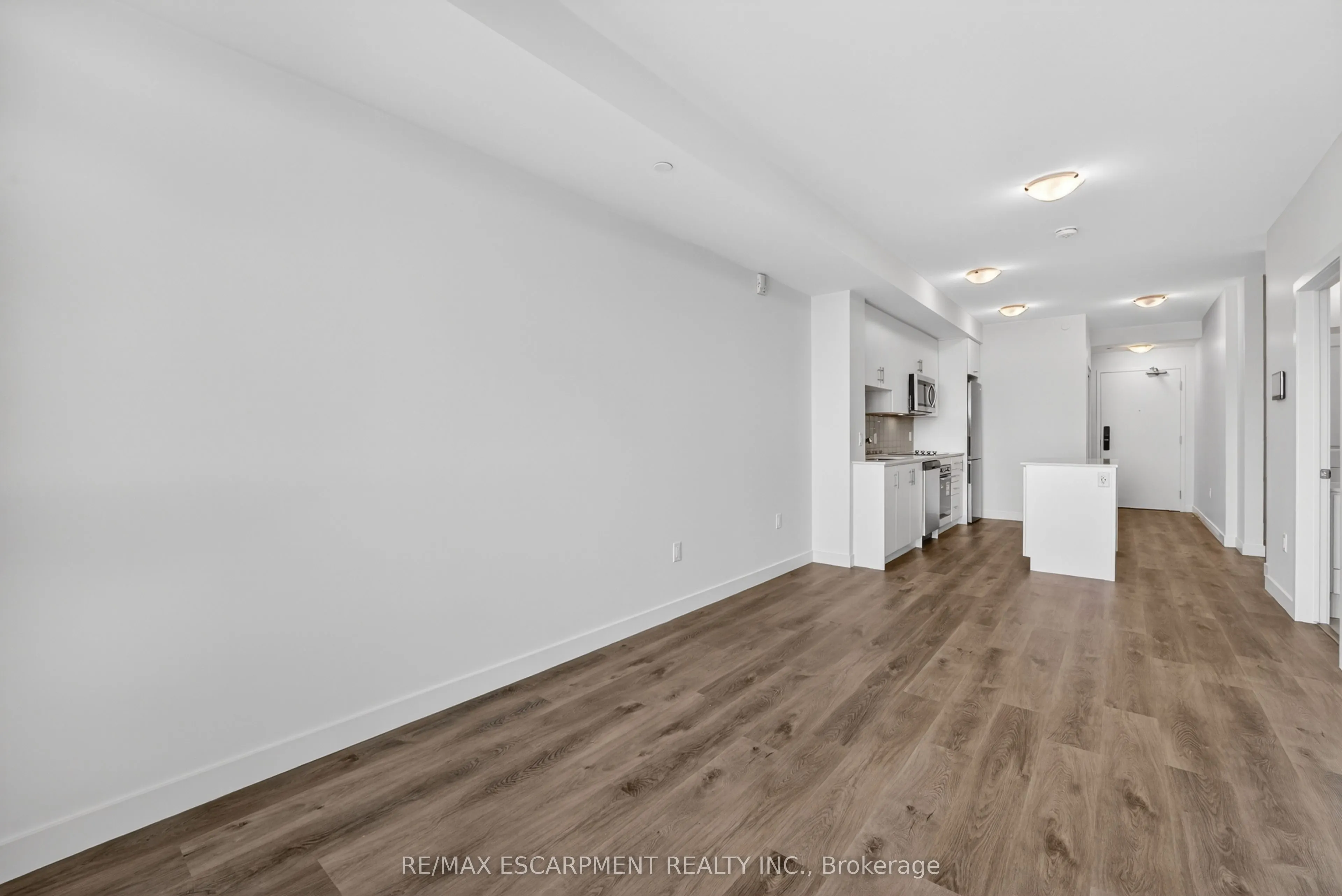 461 Green Road #822