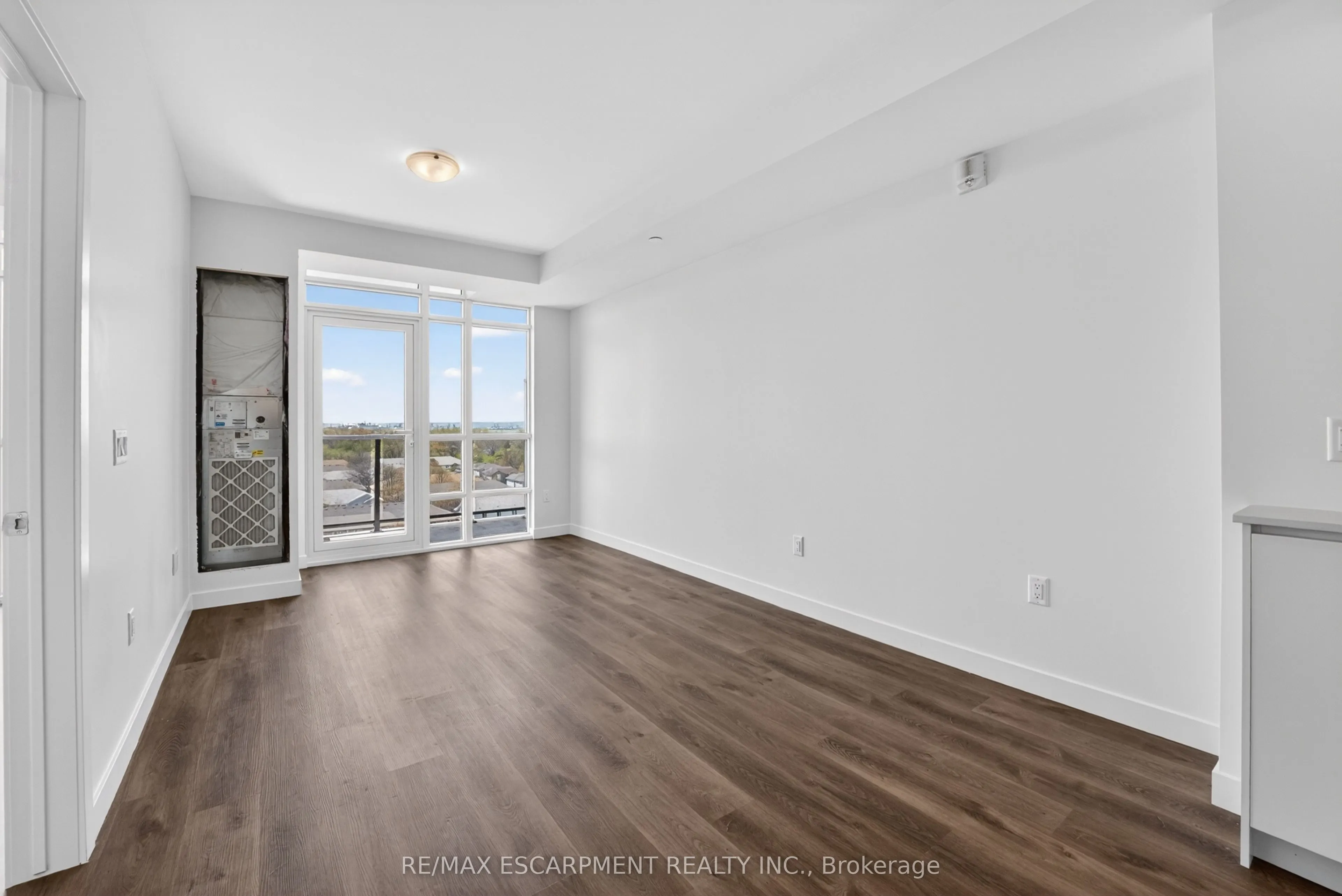 461 Green Road #822