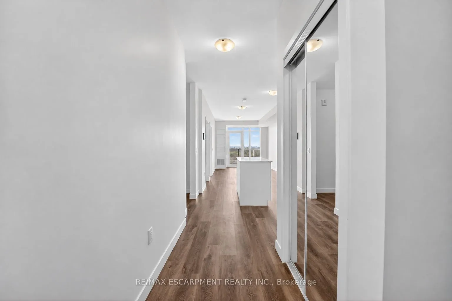 461 Green Road #822
