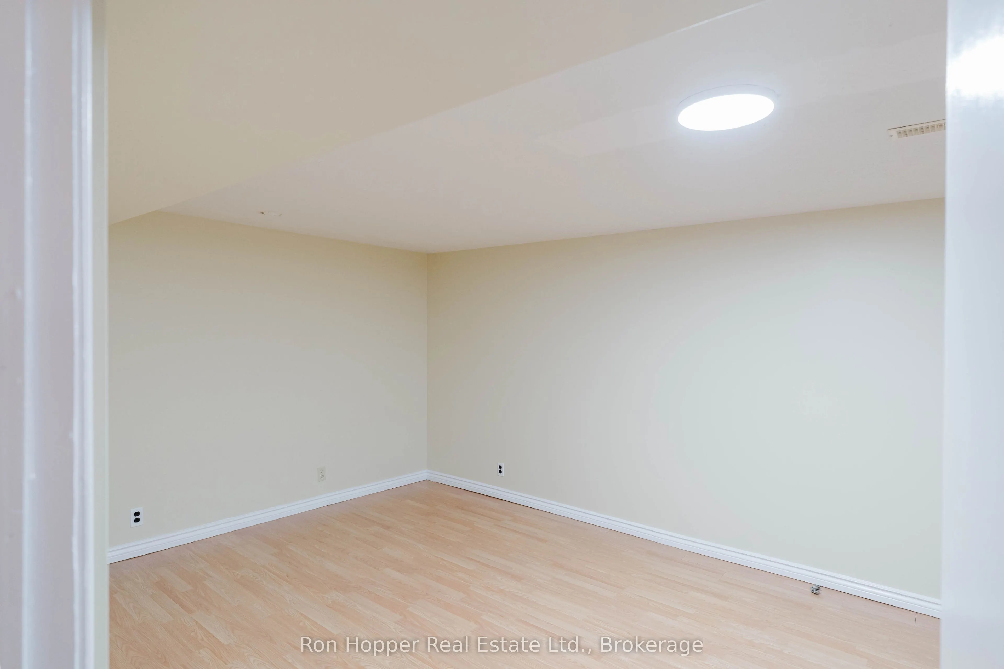 1082 8th Street E