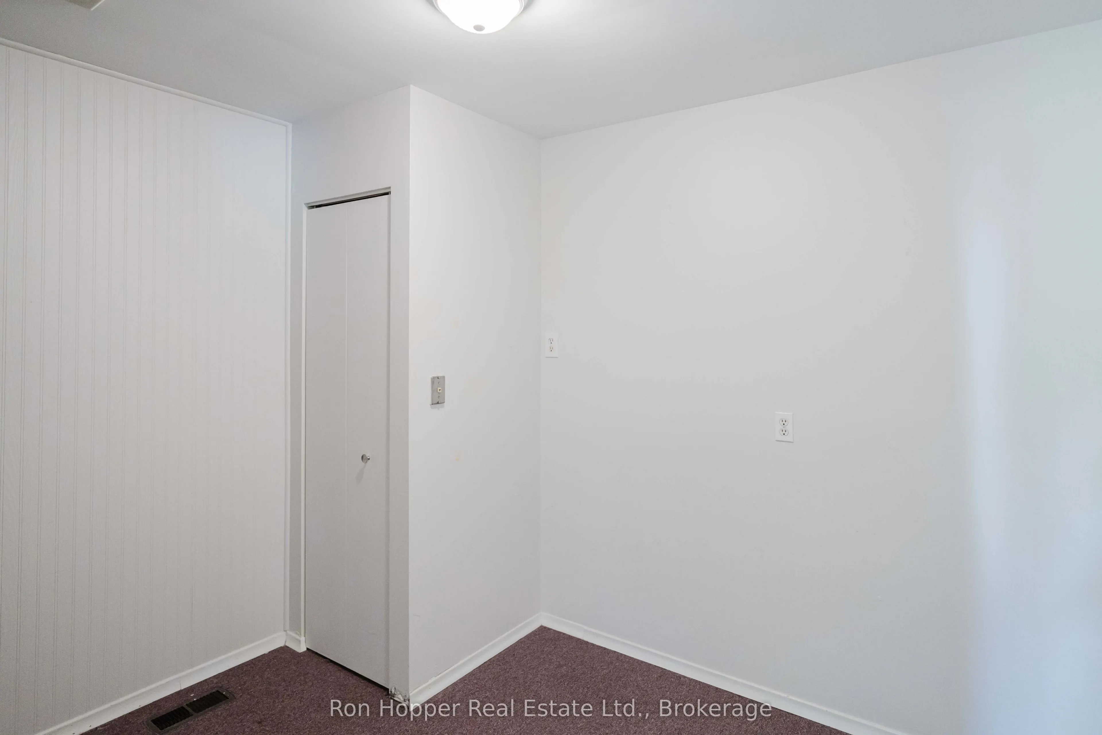 1082 8th Street E