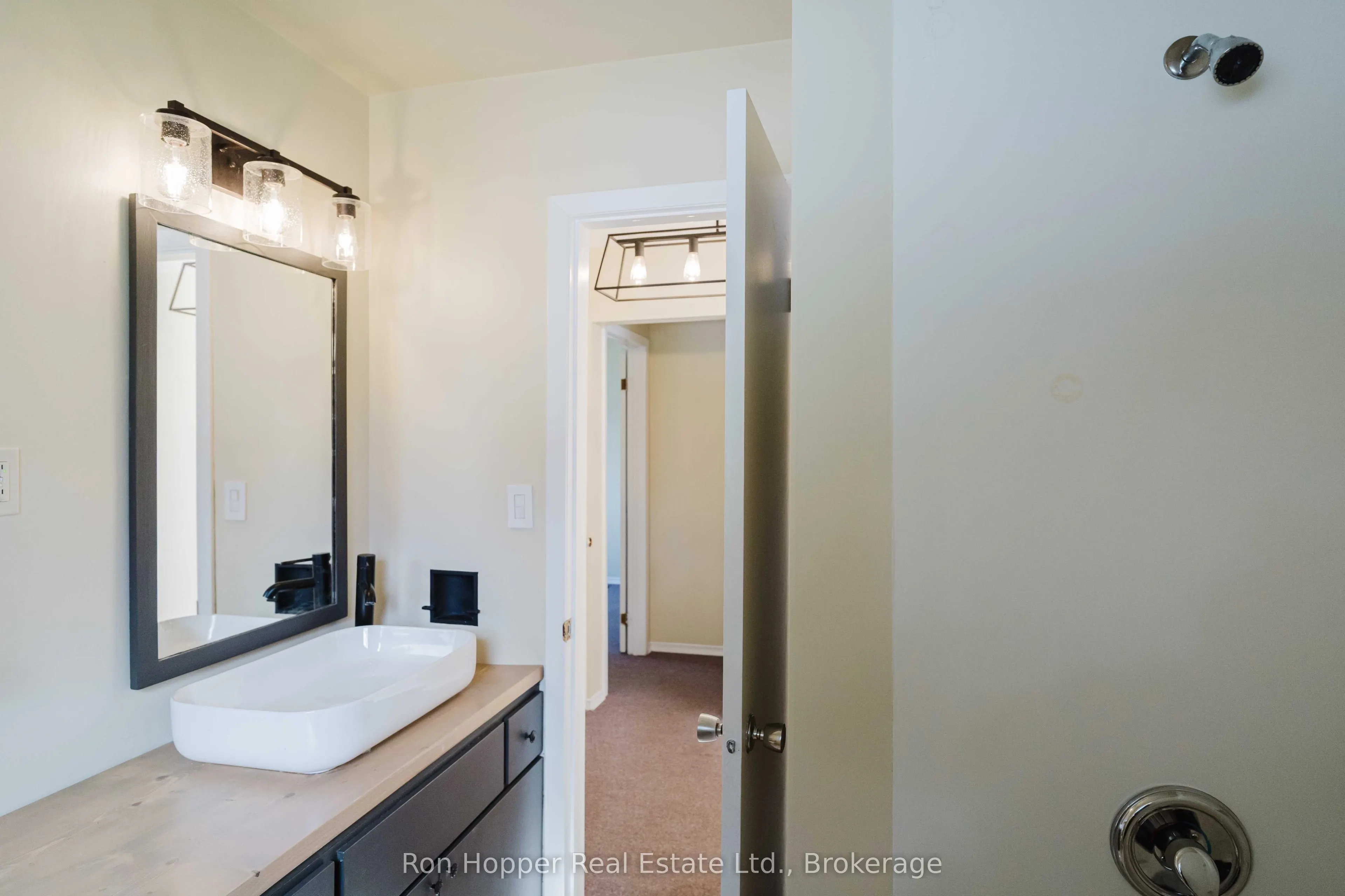 1082 8th Street E