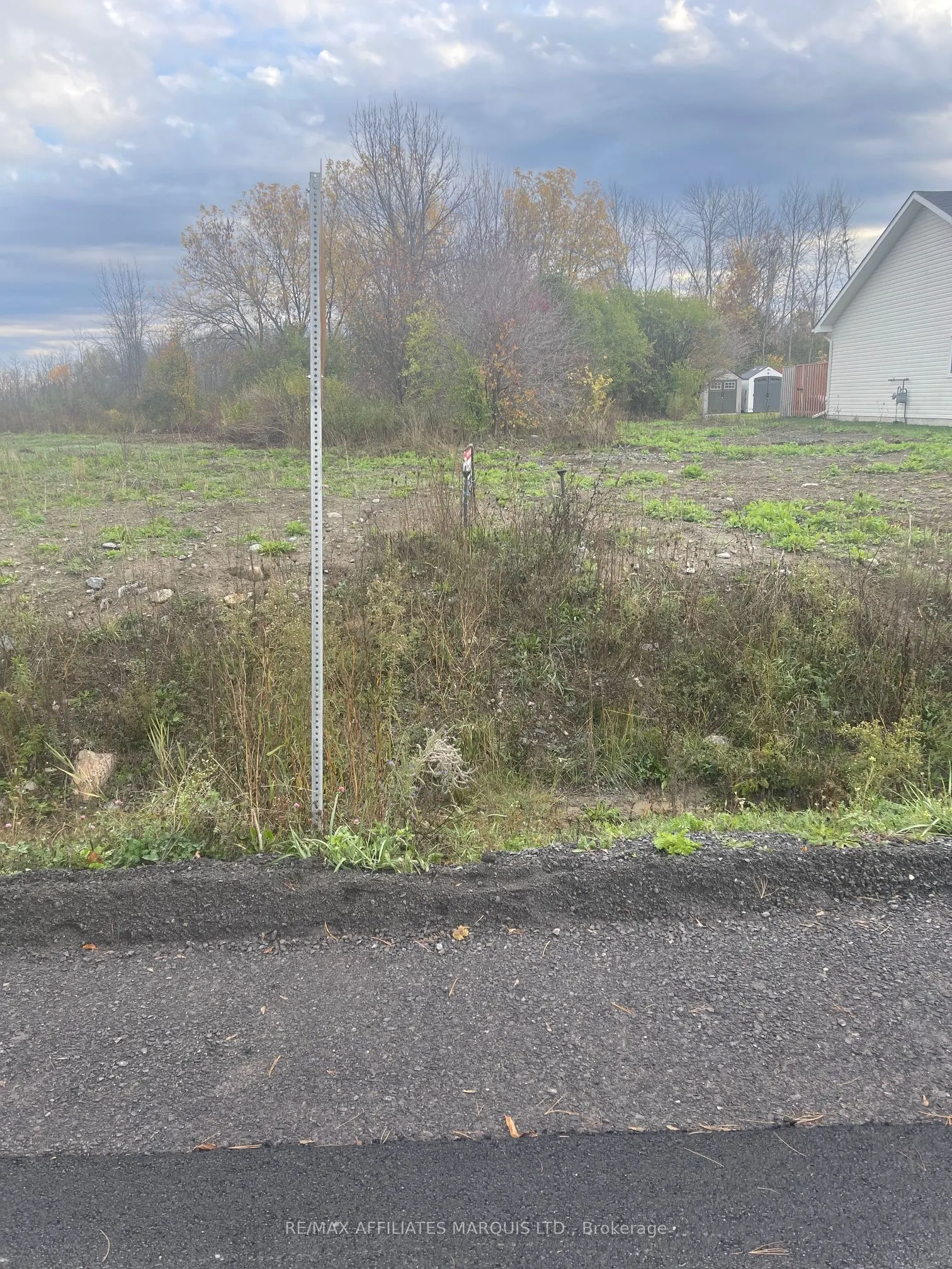 5361 Woodland Drive N