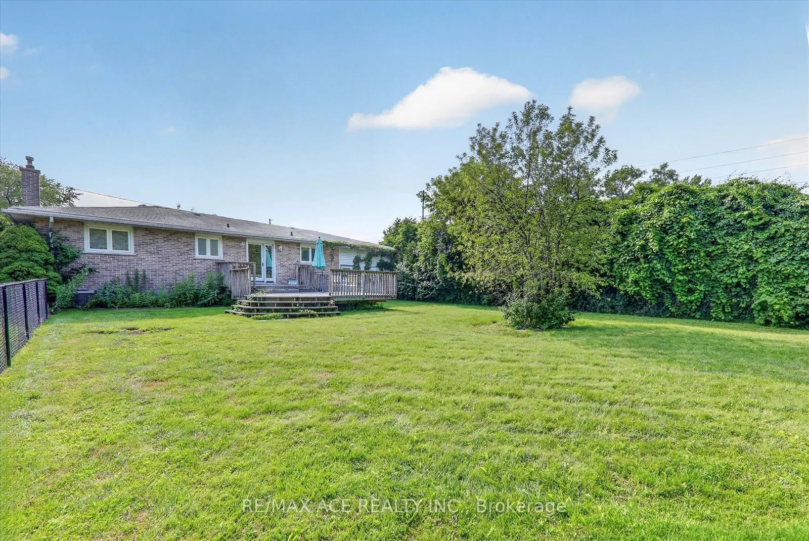 18 Heneage Street