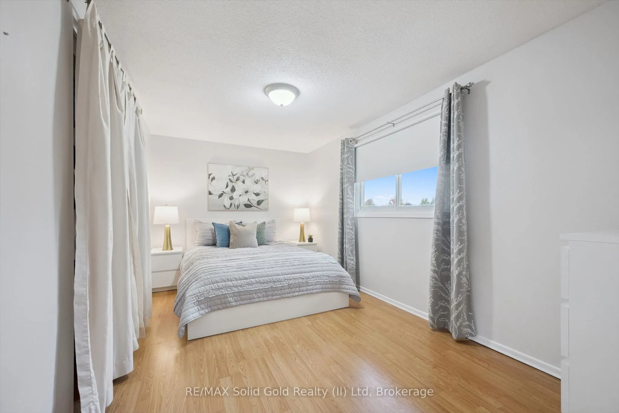 143 Hillbrook Crescent
