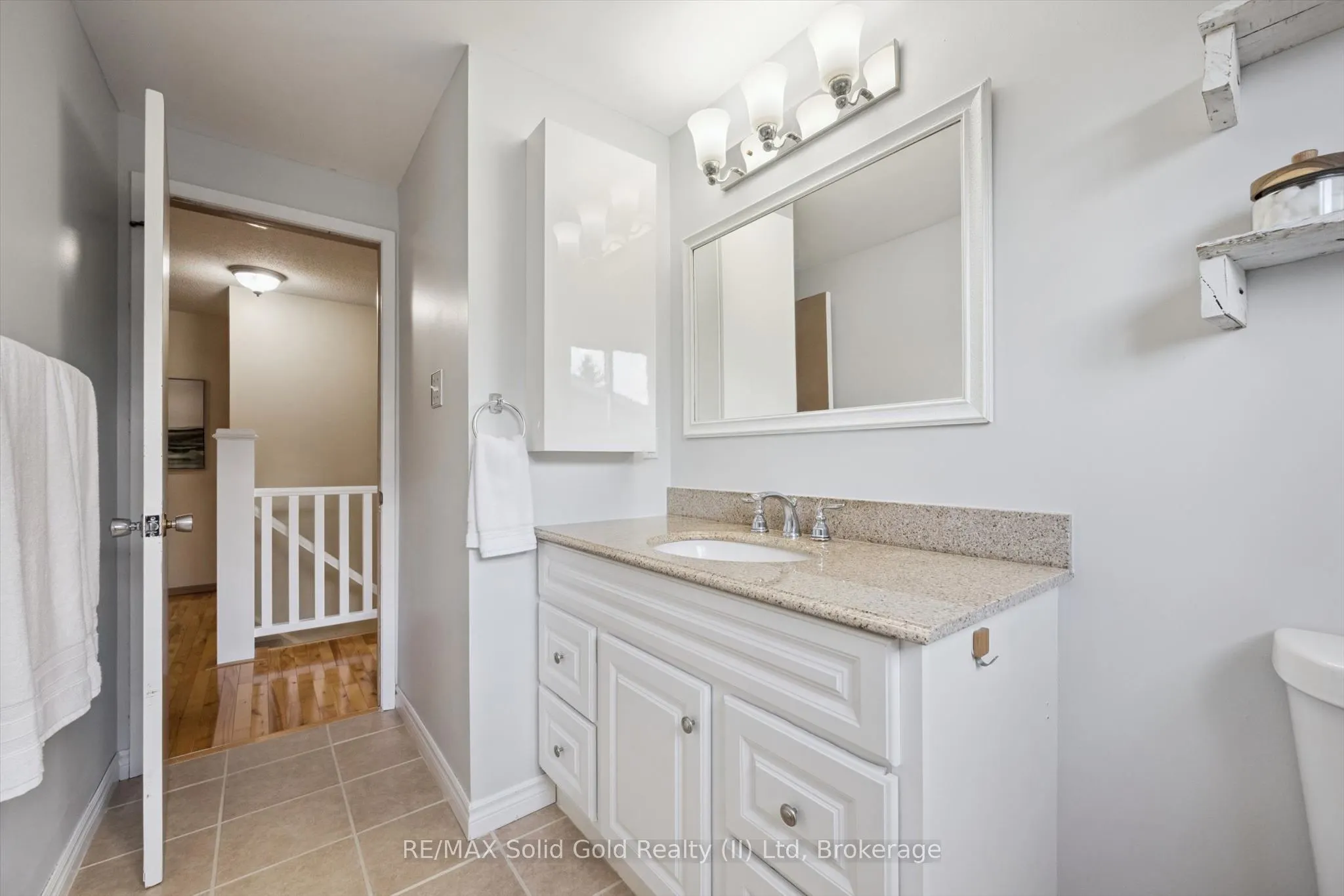143 Hillbrook Crescent