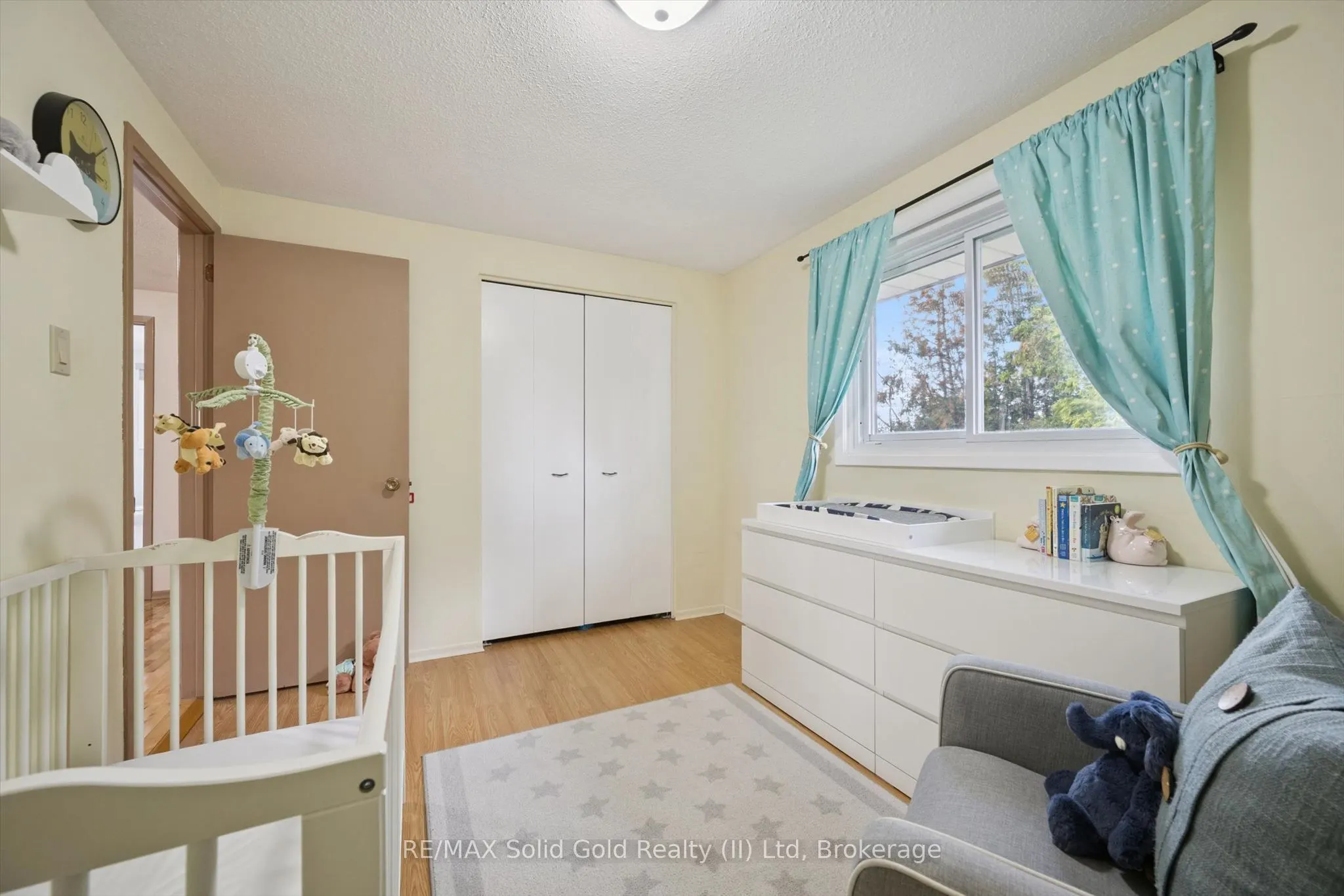 143 Hillbrook Crescent