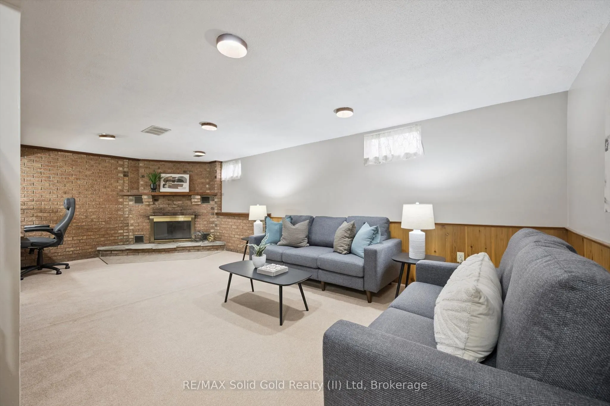 143 Hillbrook Crescent
