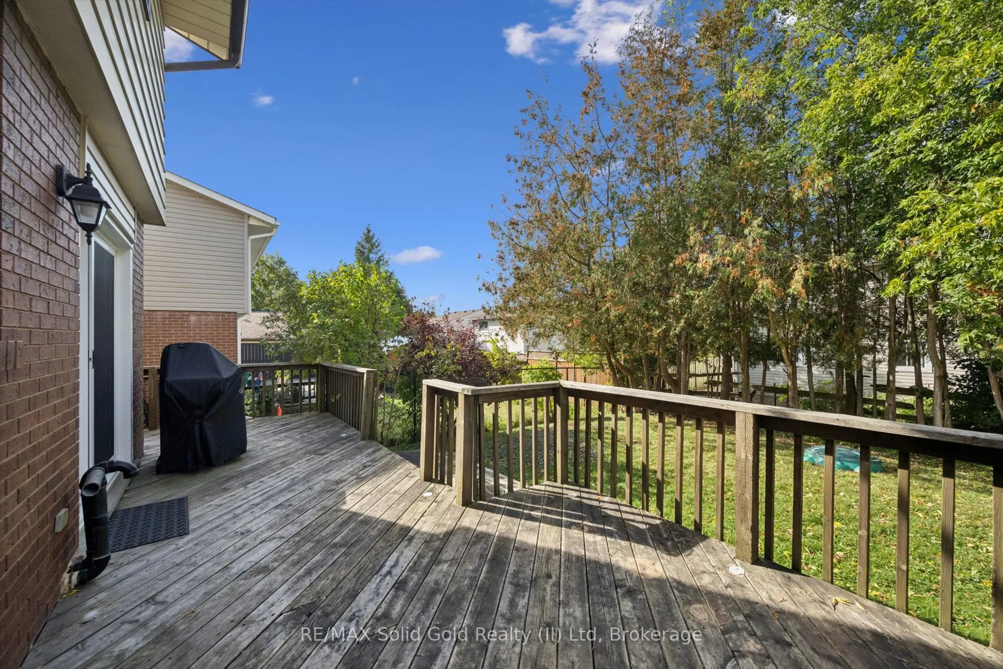 143 Hillbrook Crescent